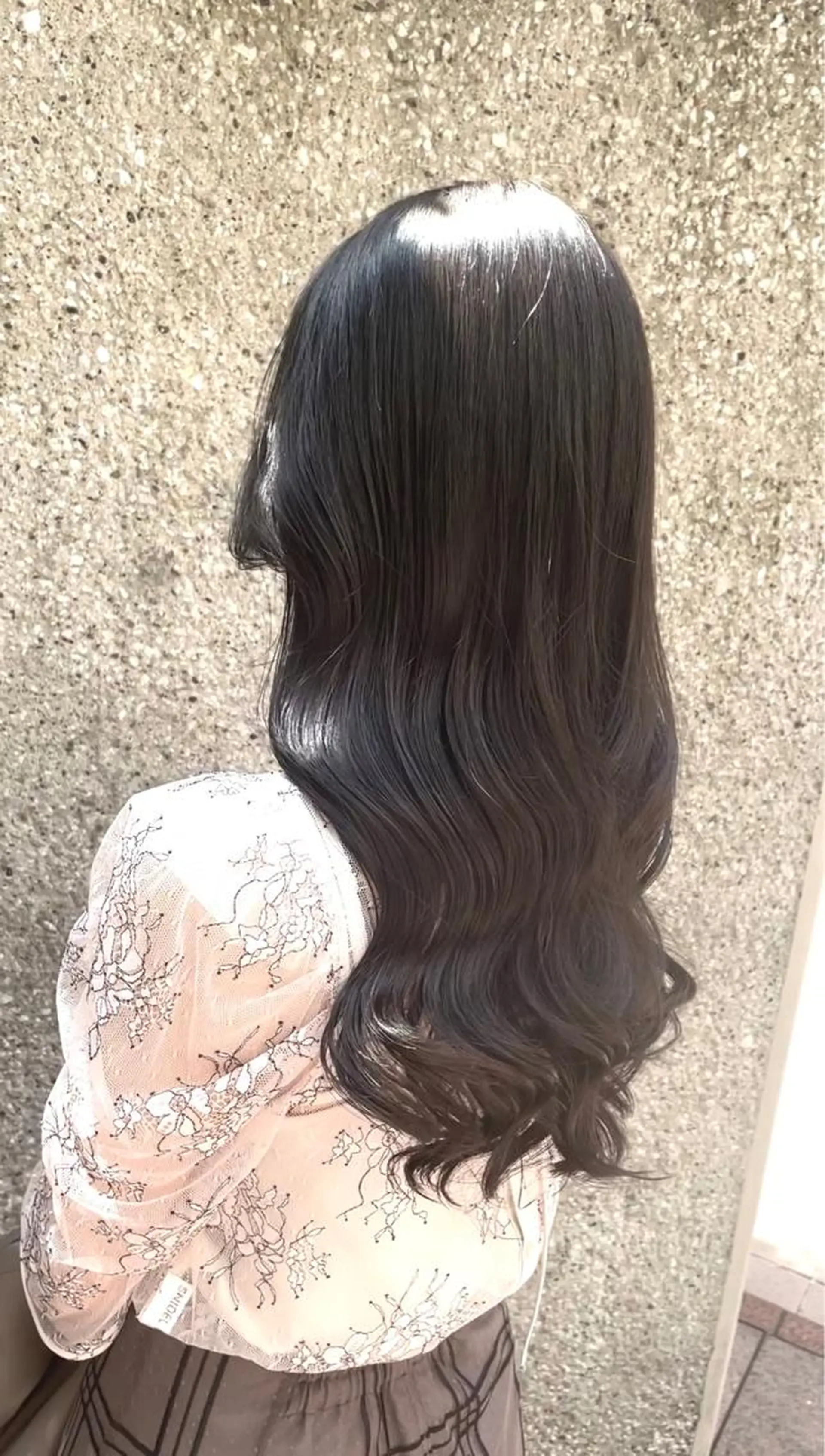 ロング カラー ベージュカラー 透明感カラー グレージュ ラテベージュ オリーブグレージュ カット ヘアカラー トリートメント BEBE所属・ご新規様限定 透明感カラーKANAのヘアスタイル