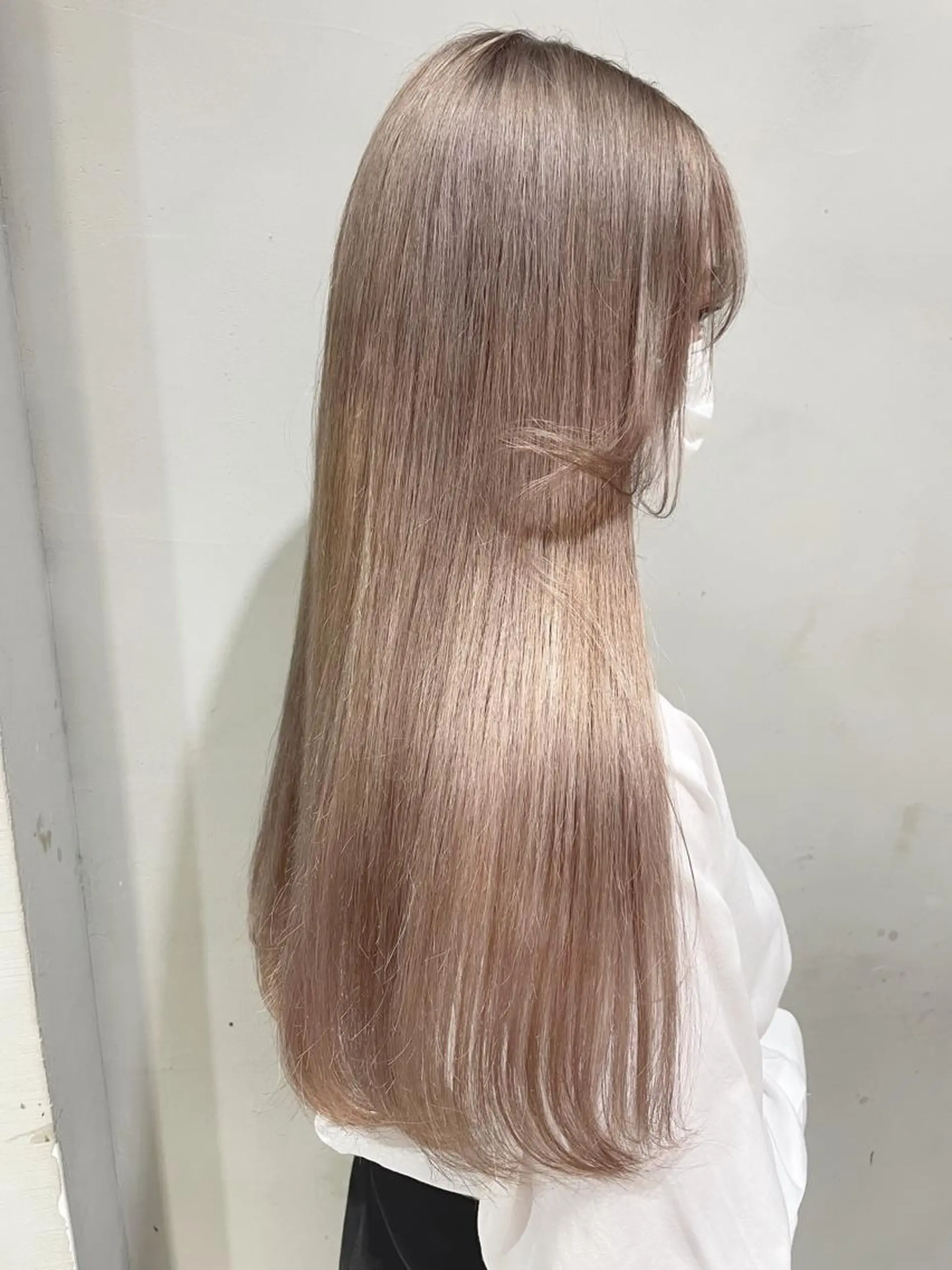 ロング カラー 暗髪🐈‍⬛艶髪☔︎ 愛弥のヘアスタイル