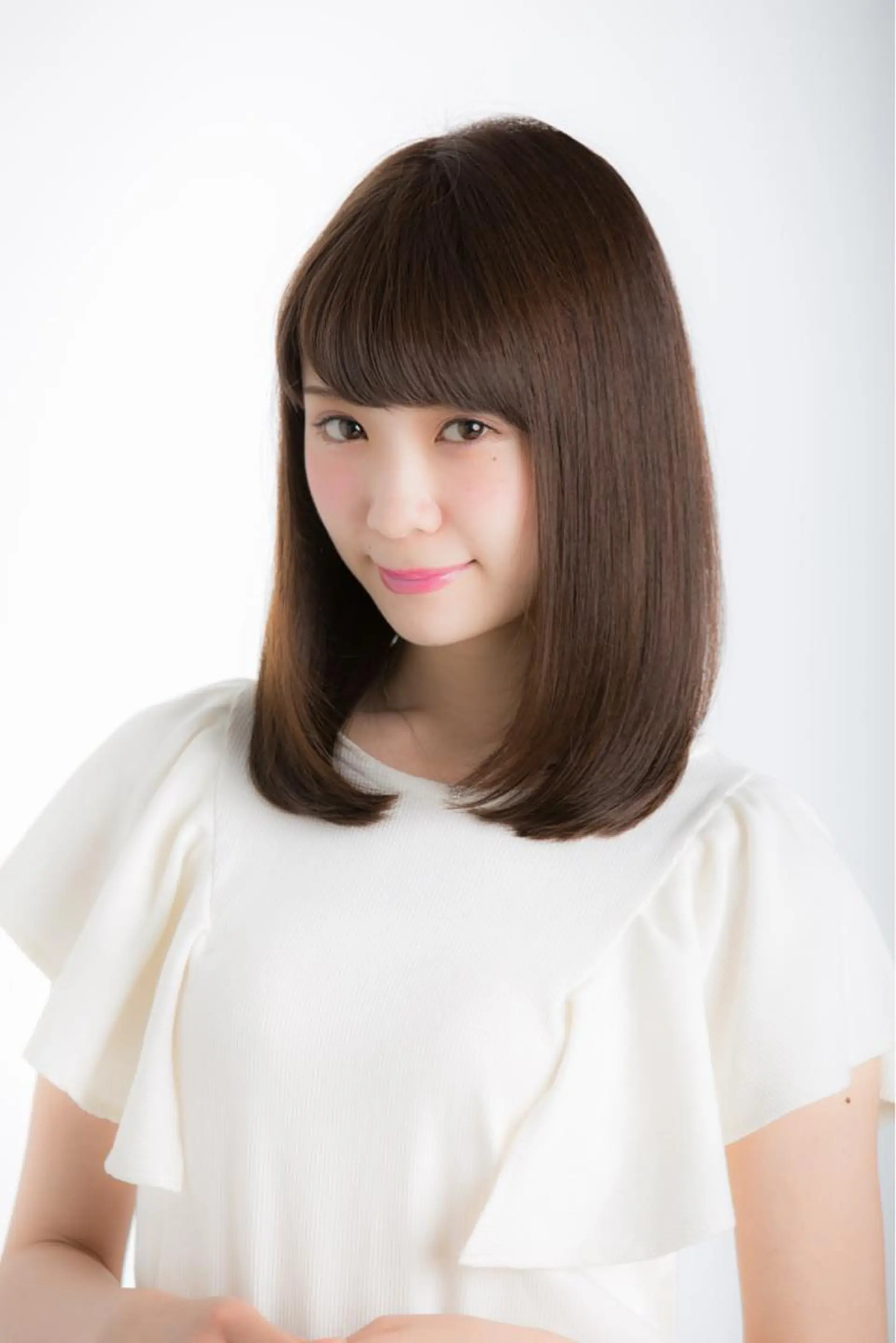 ミディアム コテ巻き風パーマ💛 池袋のヘアスタイル