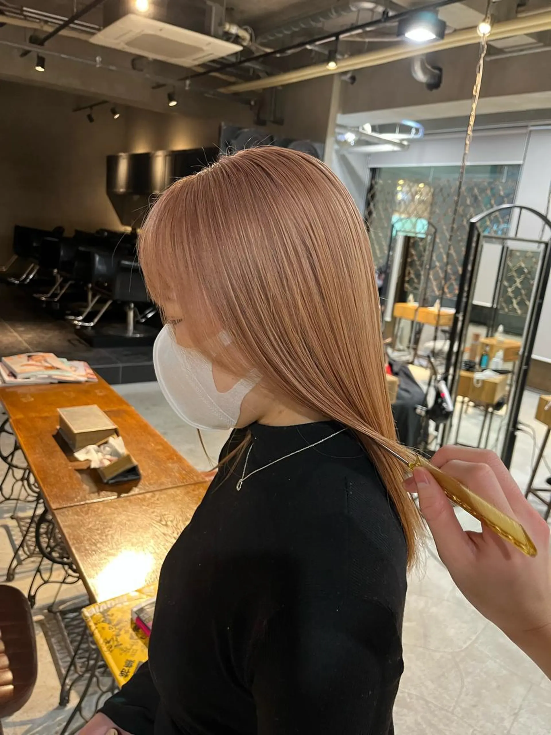 セミロング カラー ベージュカラー ブリーチ ピンクカラー ピンクベージュ カット ヘアカラー トリートメント DX所属・✨メンズスタイル✨ Daiのヘアスタイル