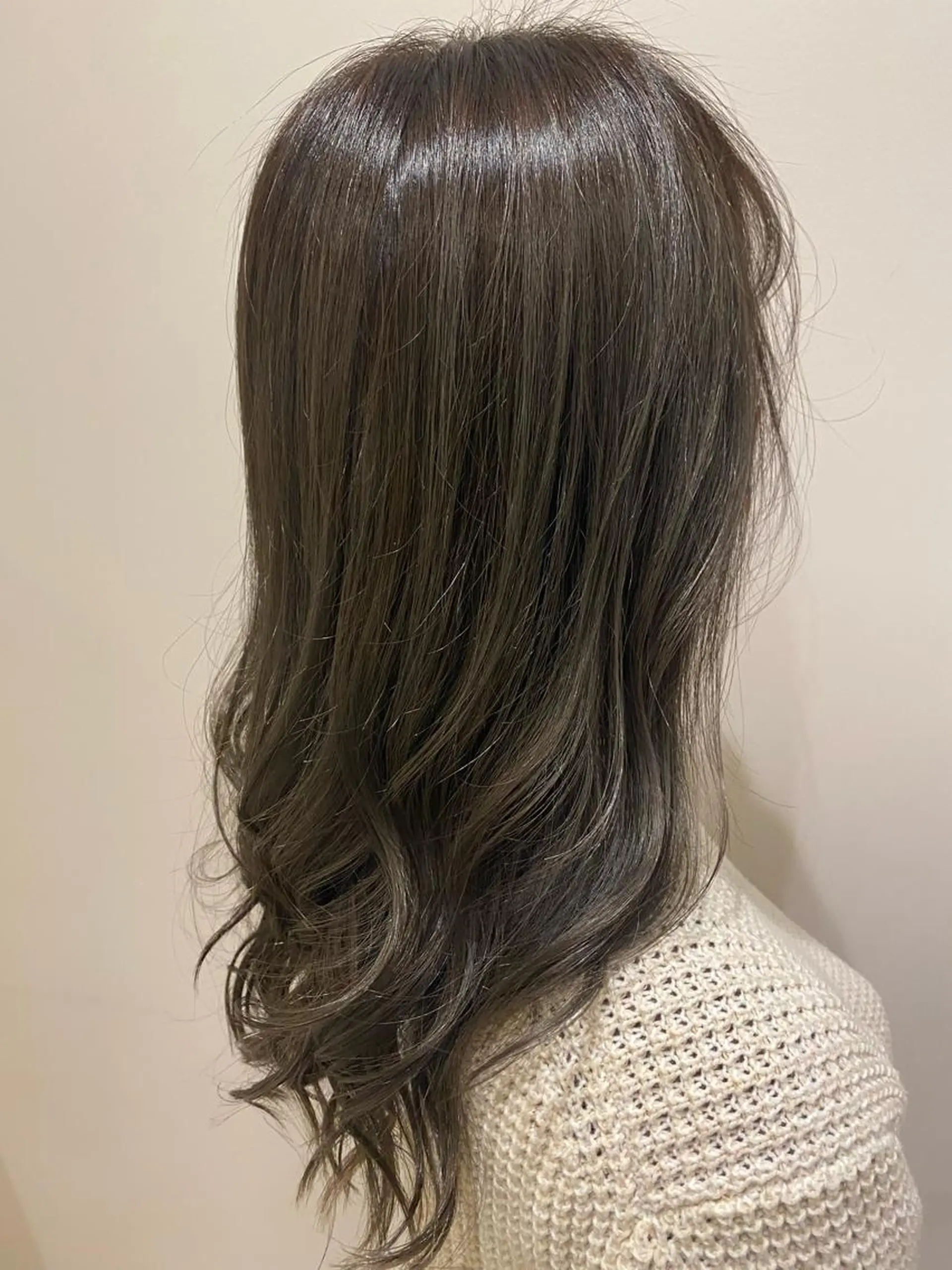 セミロング カラー カット ヘアカラー トリートメント 🌹艶髪カラー🌹 津田晴加【西荻窪】のヘアスタイル