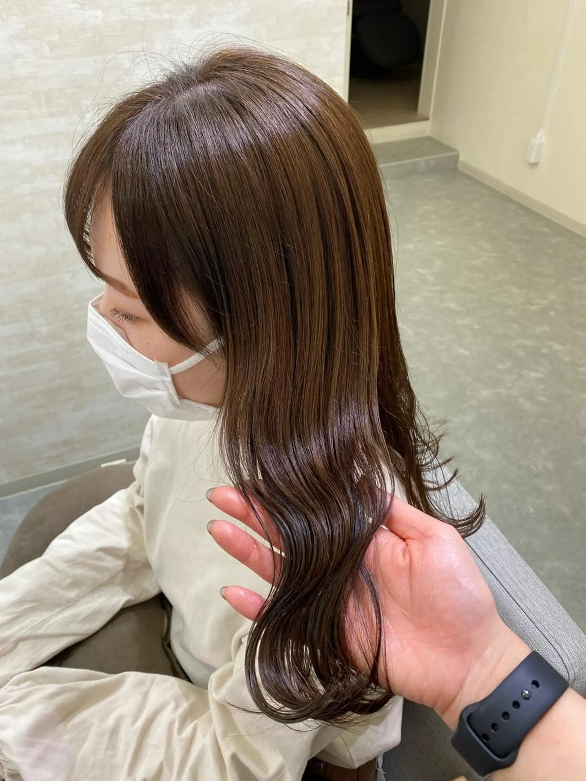 セミロング カット ヘアカラー トリートメント 髪質改善&ヘアケア 永山若奈のヘアスタイル