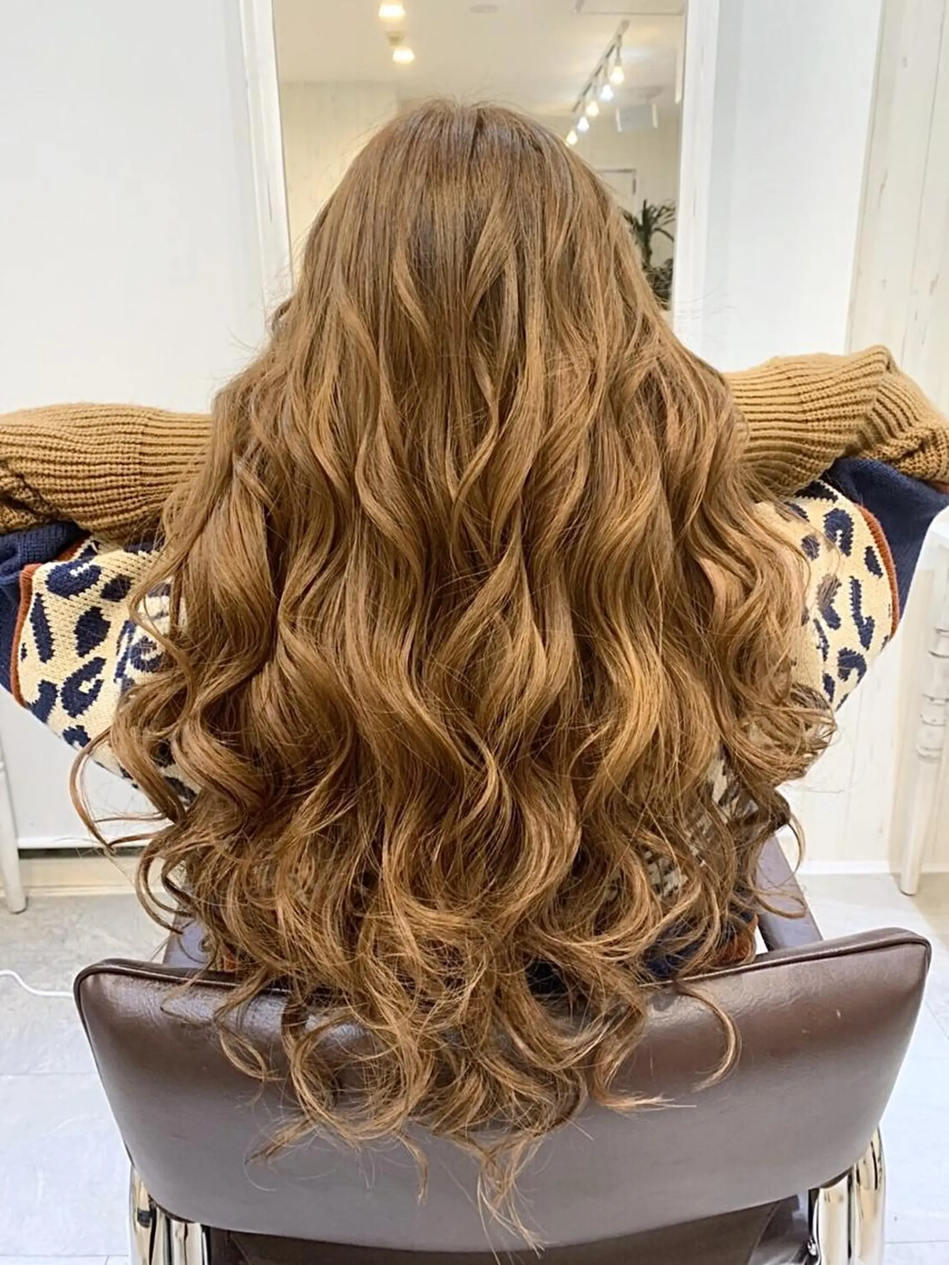 ロング カラー パーマ ヘアアレンジ Device ディバイスのヘアスタイル