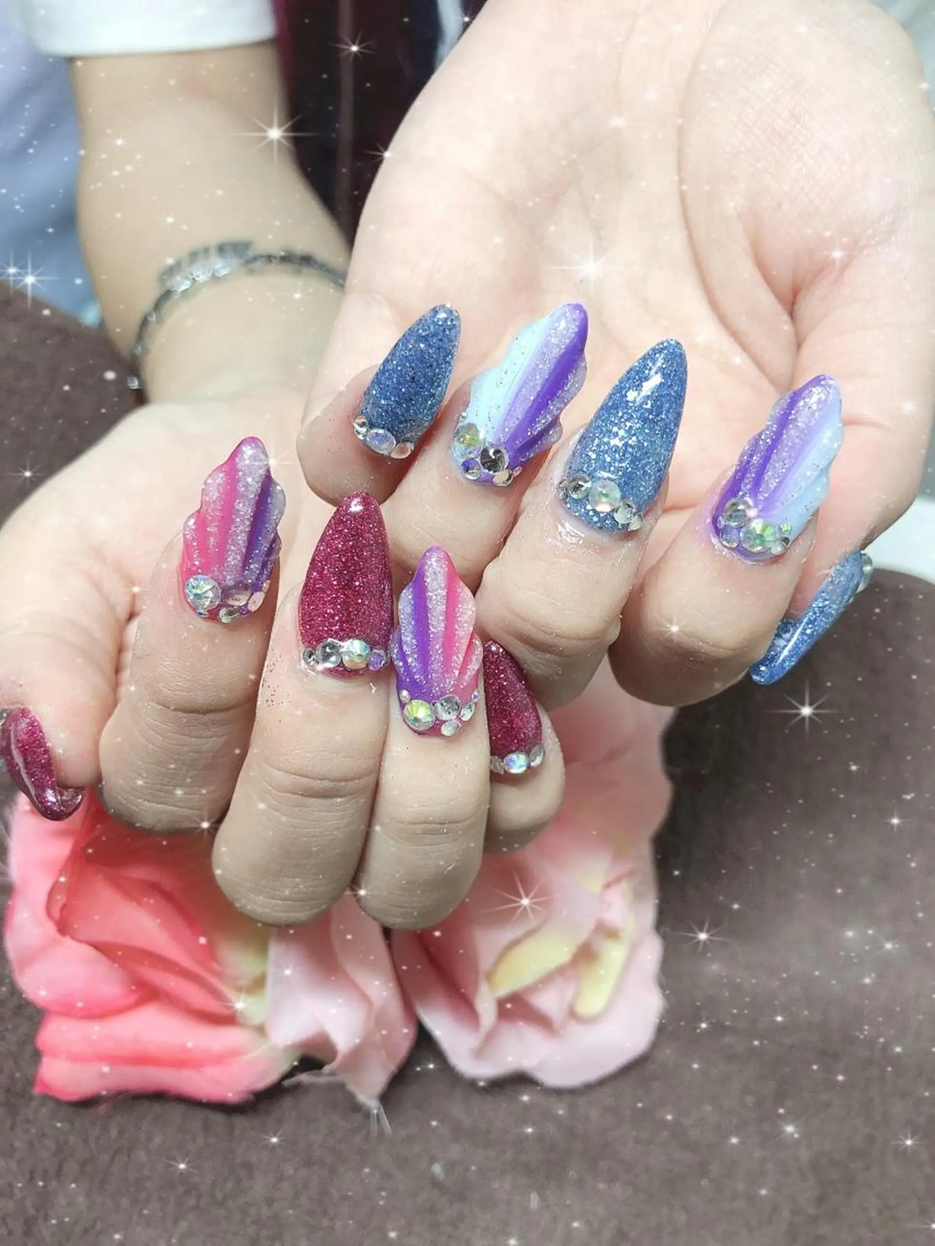 ミディアム ネイル ハンドネイル 《LB》ラブリエ Nail&eyeのマツエク・マツパデザイン