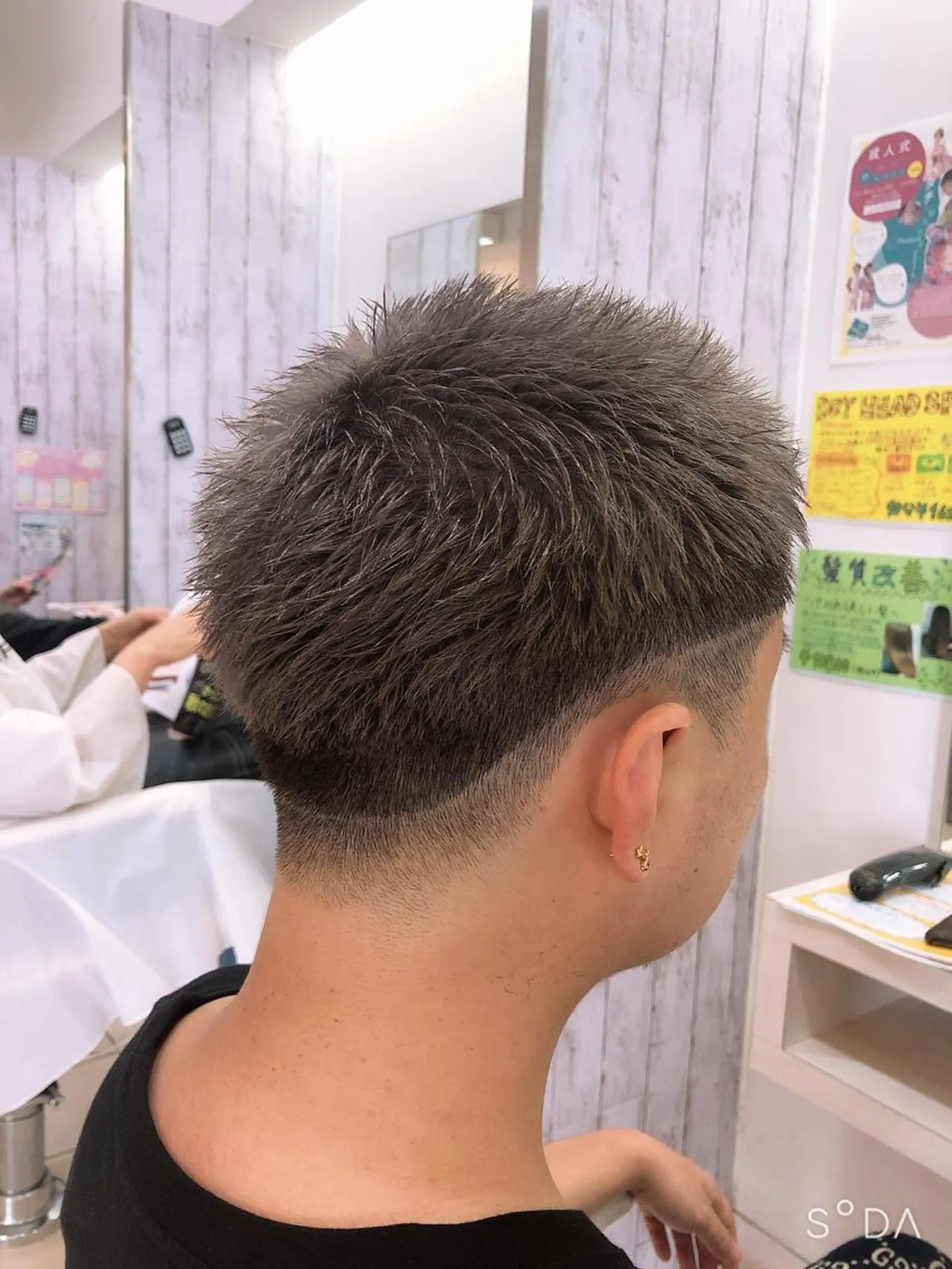 ショート カラー メンズ ダブルカラー 髪質改善× ハイライト溝江のヘアスタイル