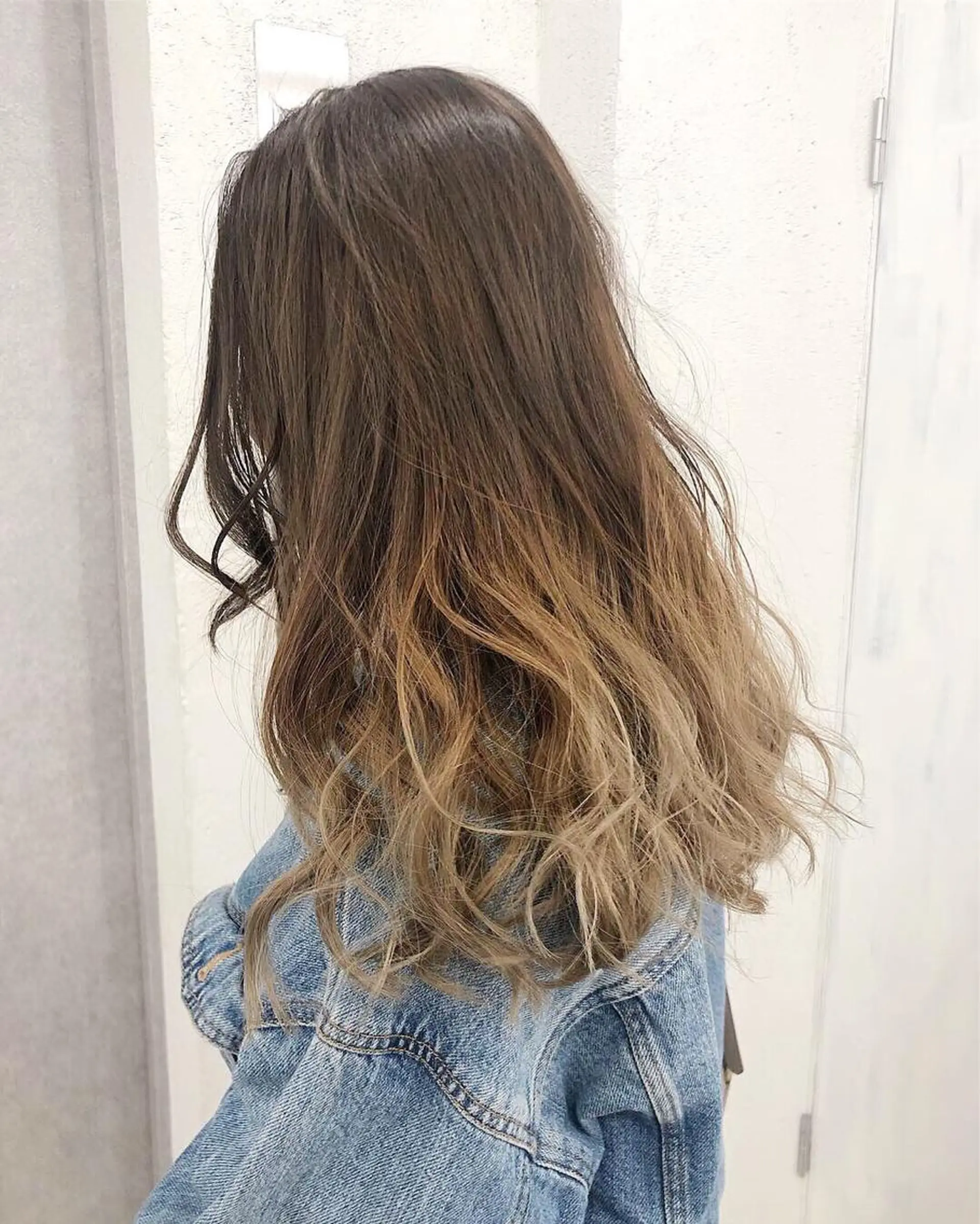 セミロング カラー ヘアアレンジ 【池袋/スパイキー ショート】ⓝⓘⓜⓤのヘアスタイル