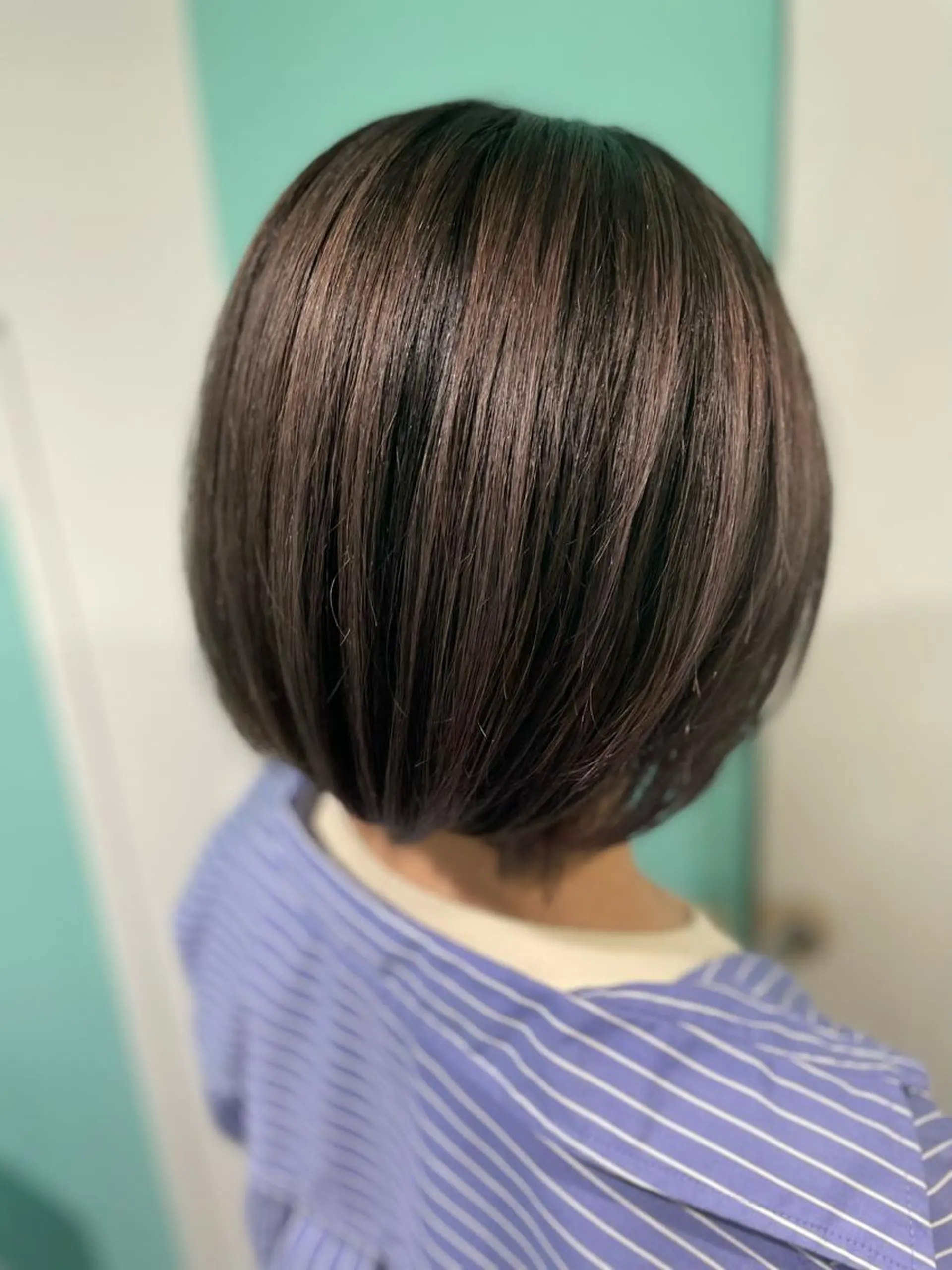 ショート レイヤーカット Matina hair所属・原 千景のヘアスタイル