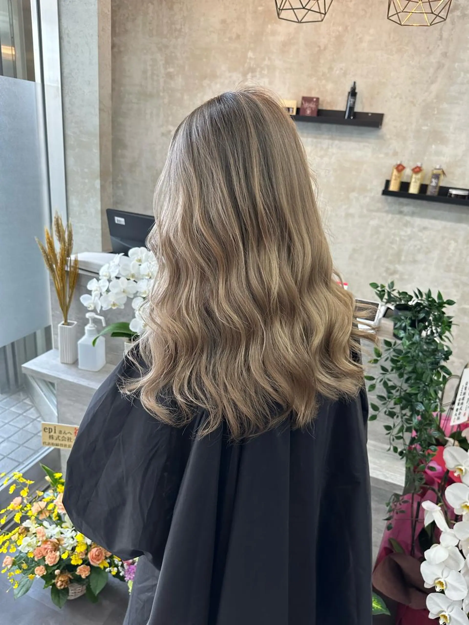 ロング カラー ヘアカラー トリートメント epi エピのヘアスタイル
