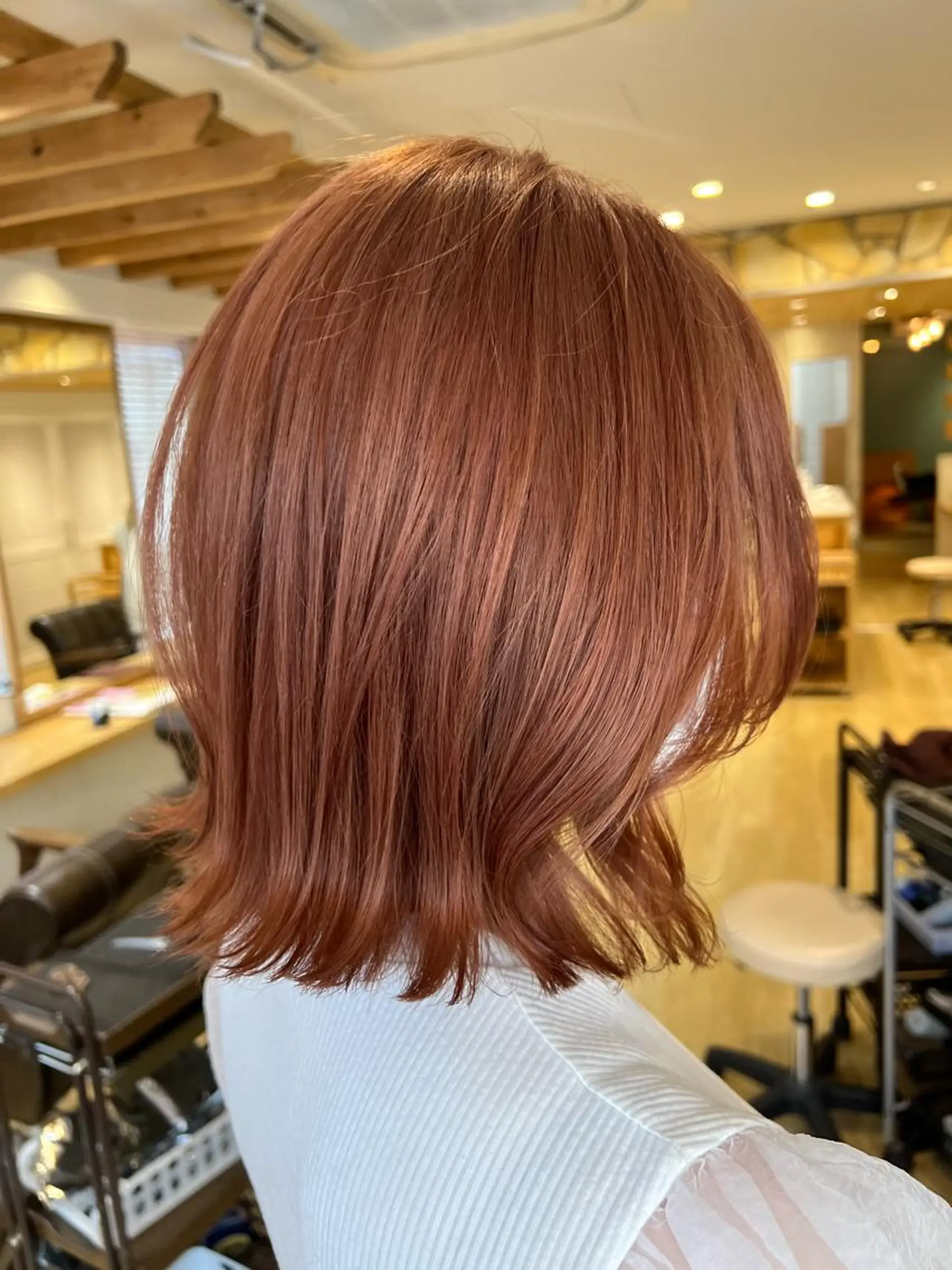 ミディアム カット ヘアカラー 渋谷ハイトーン/ デザインカラー阿部のヘアスタイル