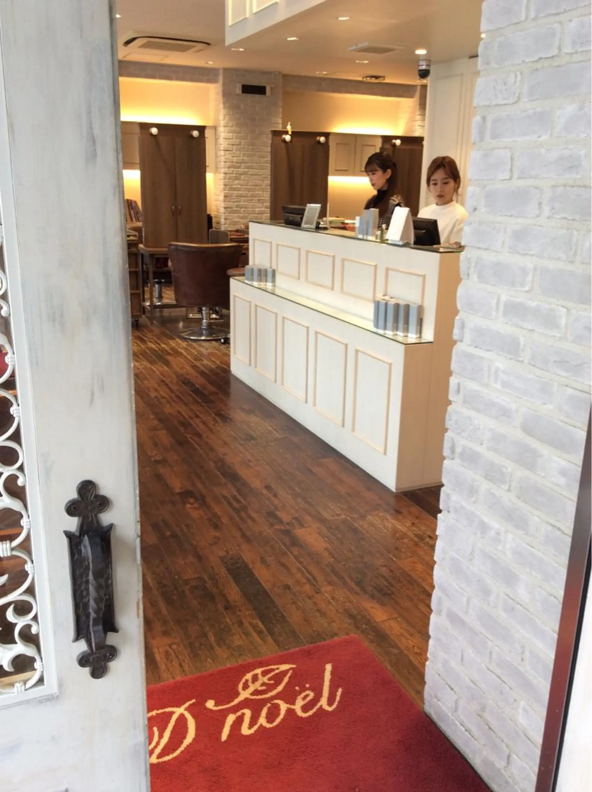 ヘアアレンジ ネイル マツエク・マツパ RADnoel🌿 梅田茶屋町のマツエク・マツパデザイン