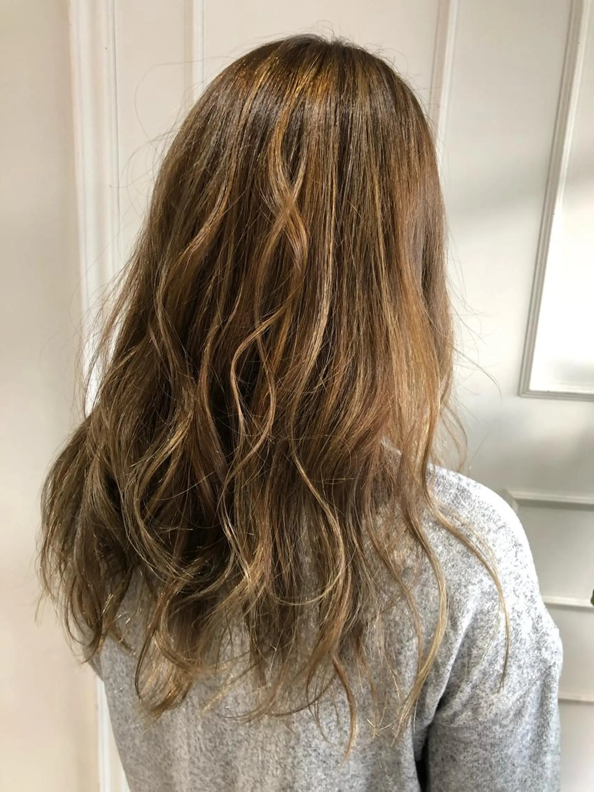 セミロング カラー 【ショート特化】 森本　祐太のヘアスタイル