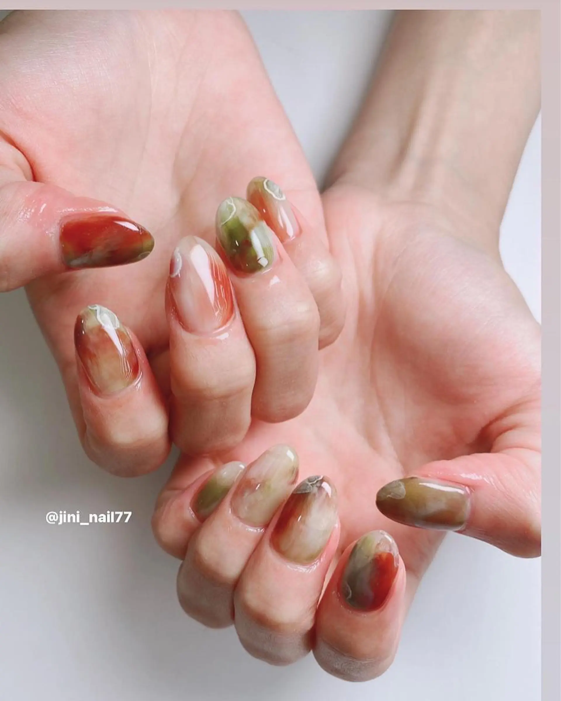 ネイル JINI NAIL所属・ジニ ネイルのネイルデザイン