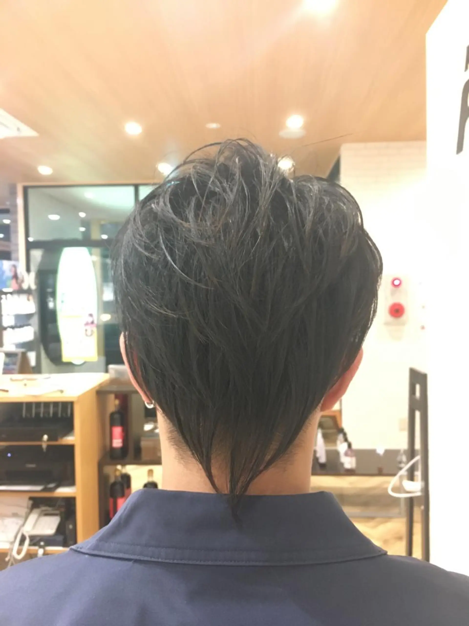 ショート メンズ 吉村 周馬のヘアスタイル
