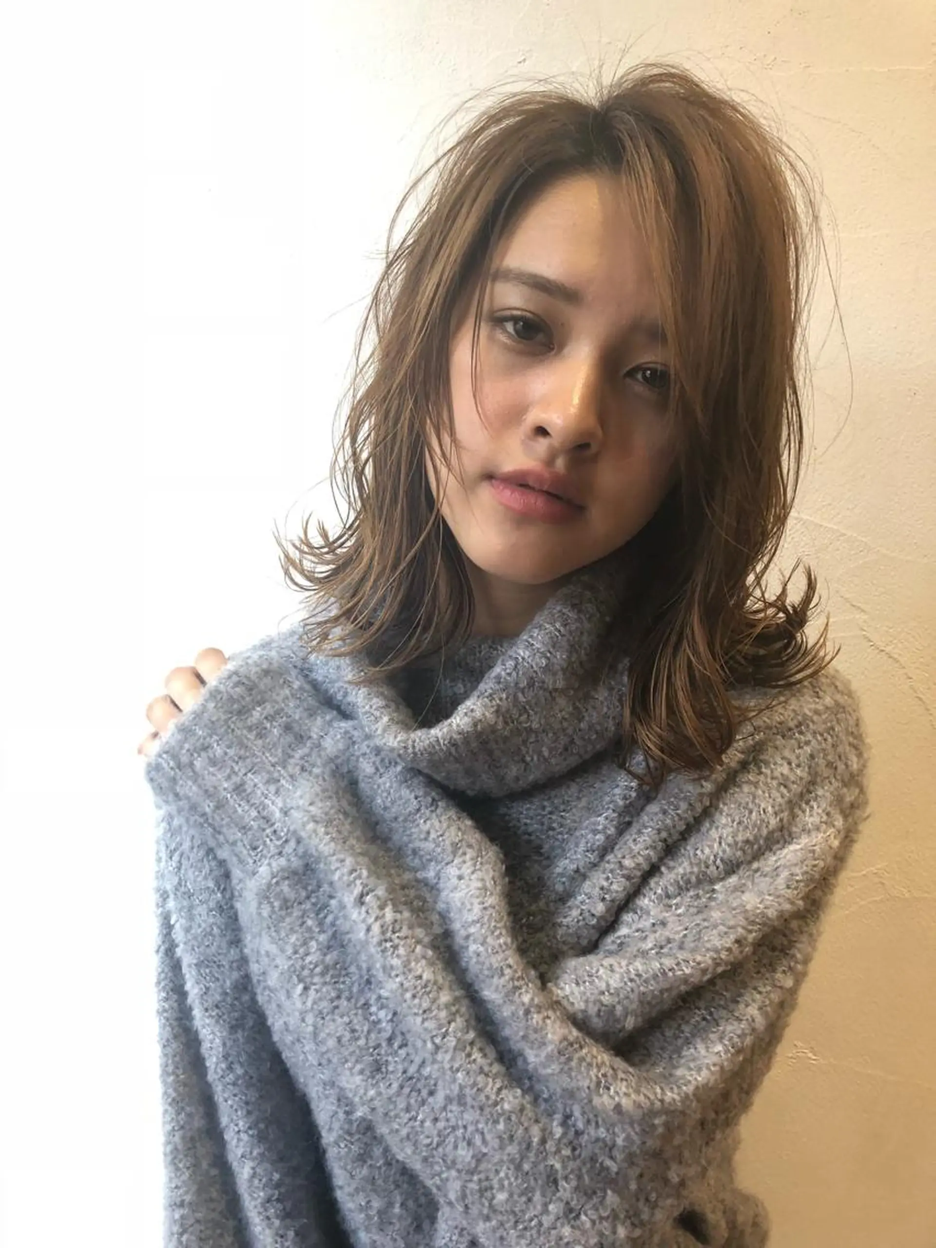 ミディアム カラー カット パーマ トリートメント ヘアセット 360°キレイな ショートカットのヘアスタイル