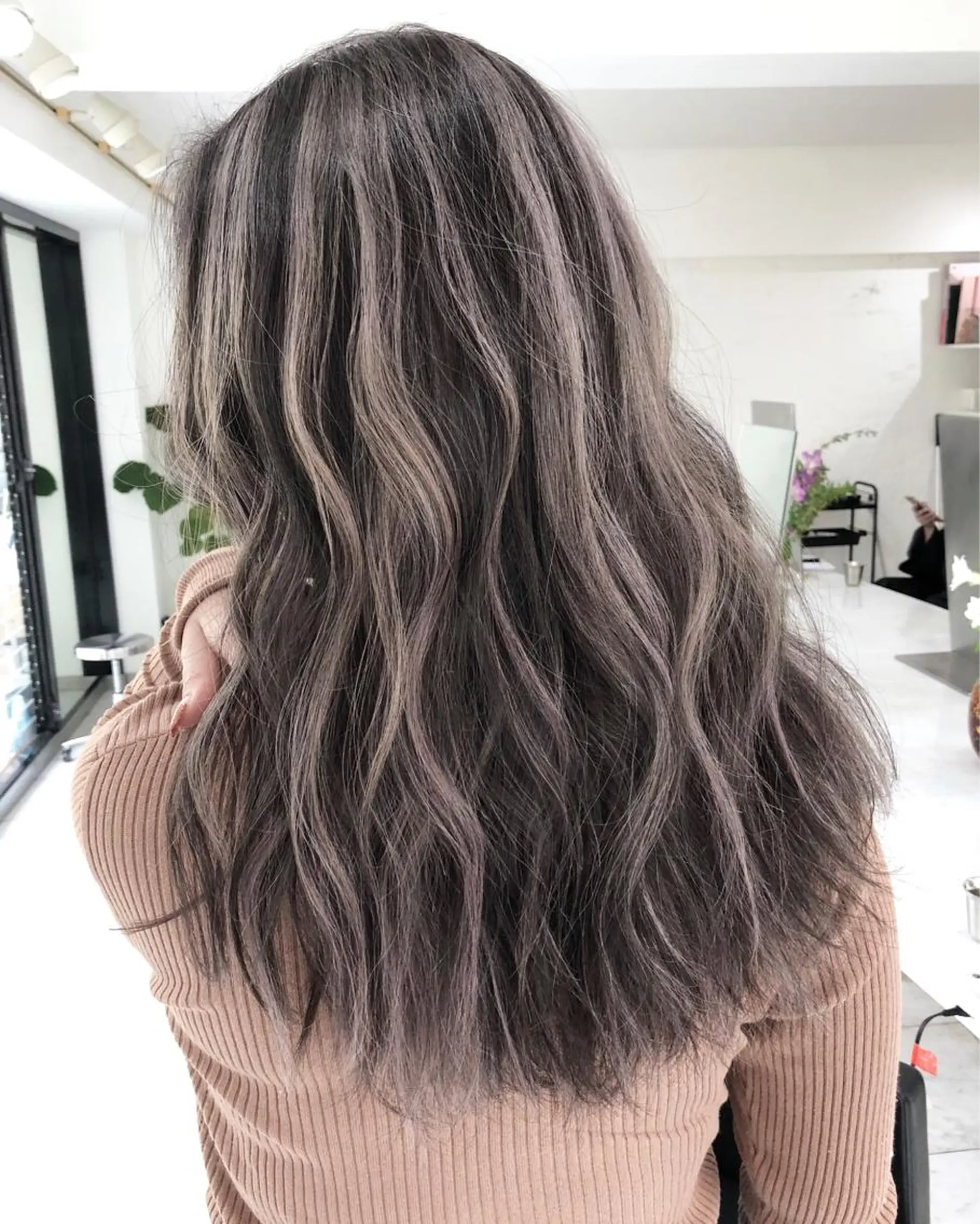 カラー レイヤーカット BLend 渋谷のヘアスタイル