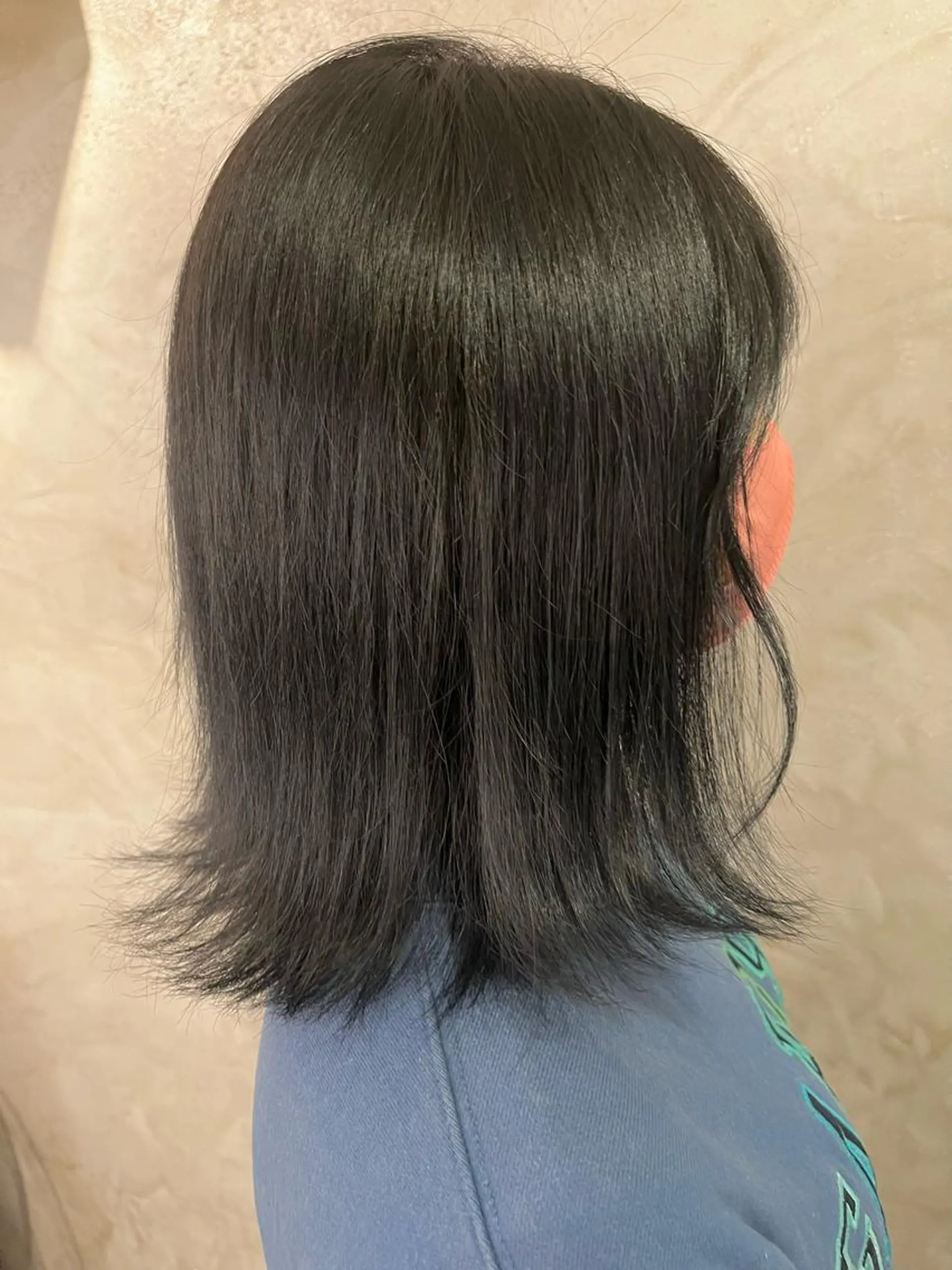 ミディアム カラー ブルーカラー ブルーグレー FUJINO RYOのヘアスタイル