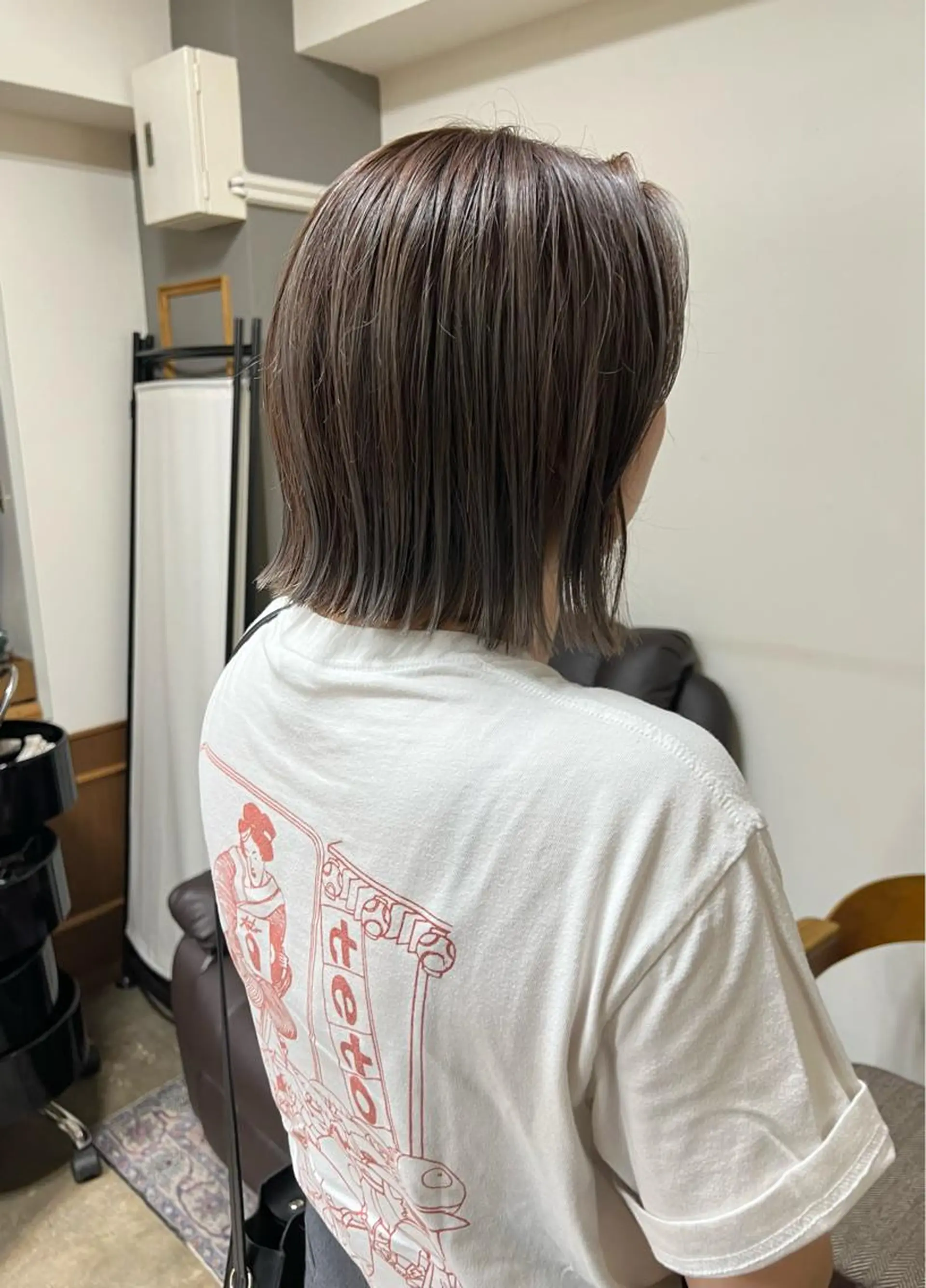 ショート カラー アッシュ ベージュカラー 透明感カラー カット ヘアカラー トリートメント takada kohのヘアスタイル