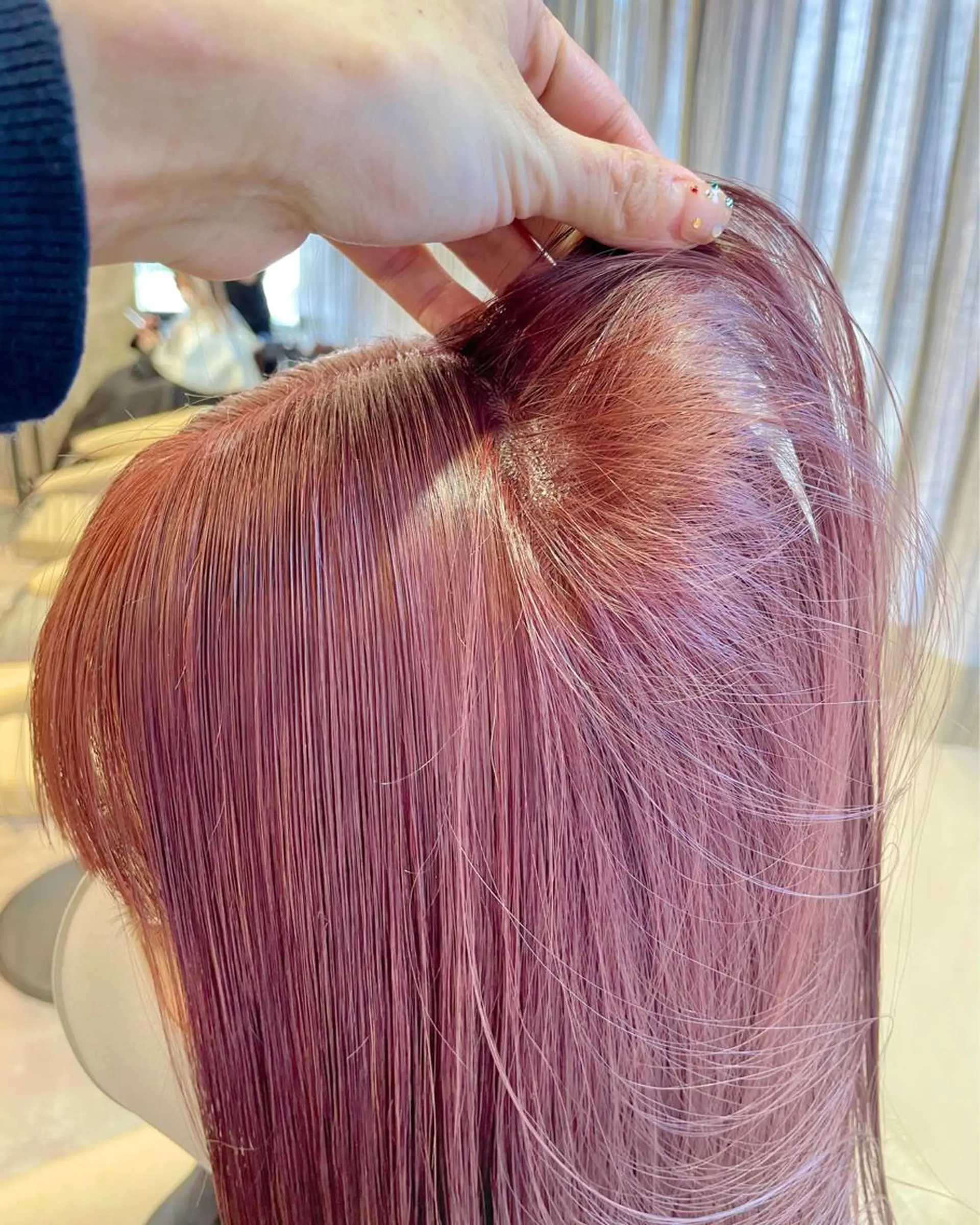 カラー ブリーチ ピンクカラー 横浜似合わせ美容師 スタイリスト✂️ゆりのヘアスタイル