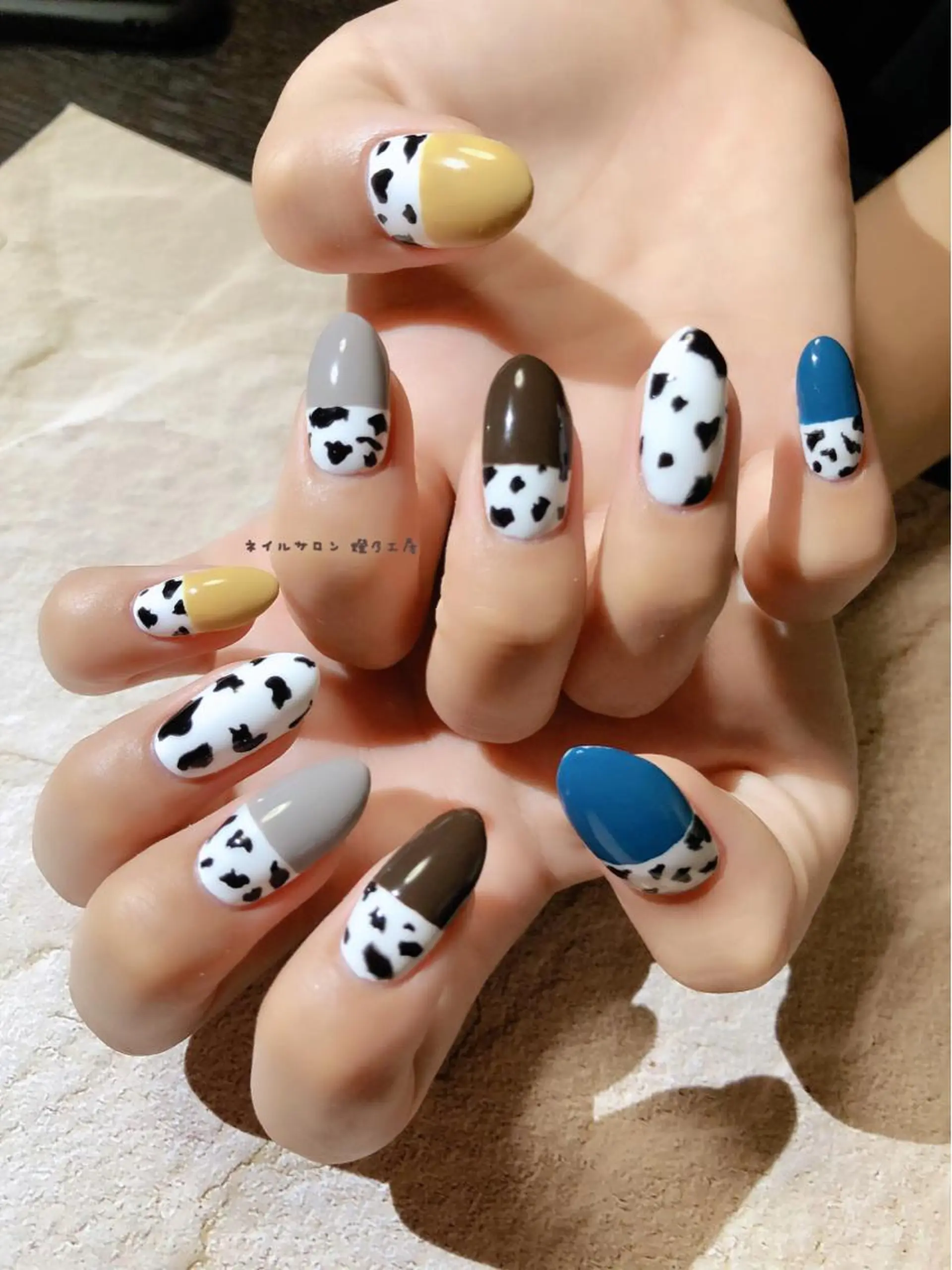 ネイル 伊藤 美里のネイルデザイン