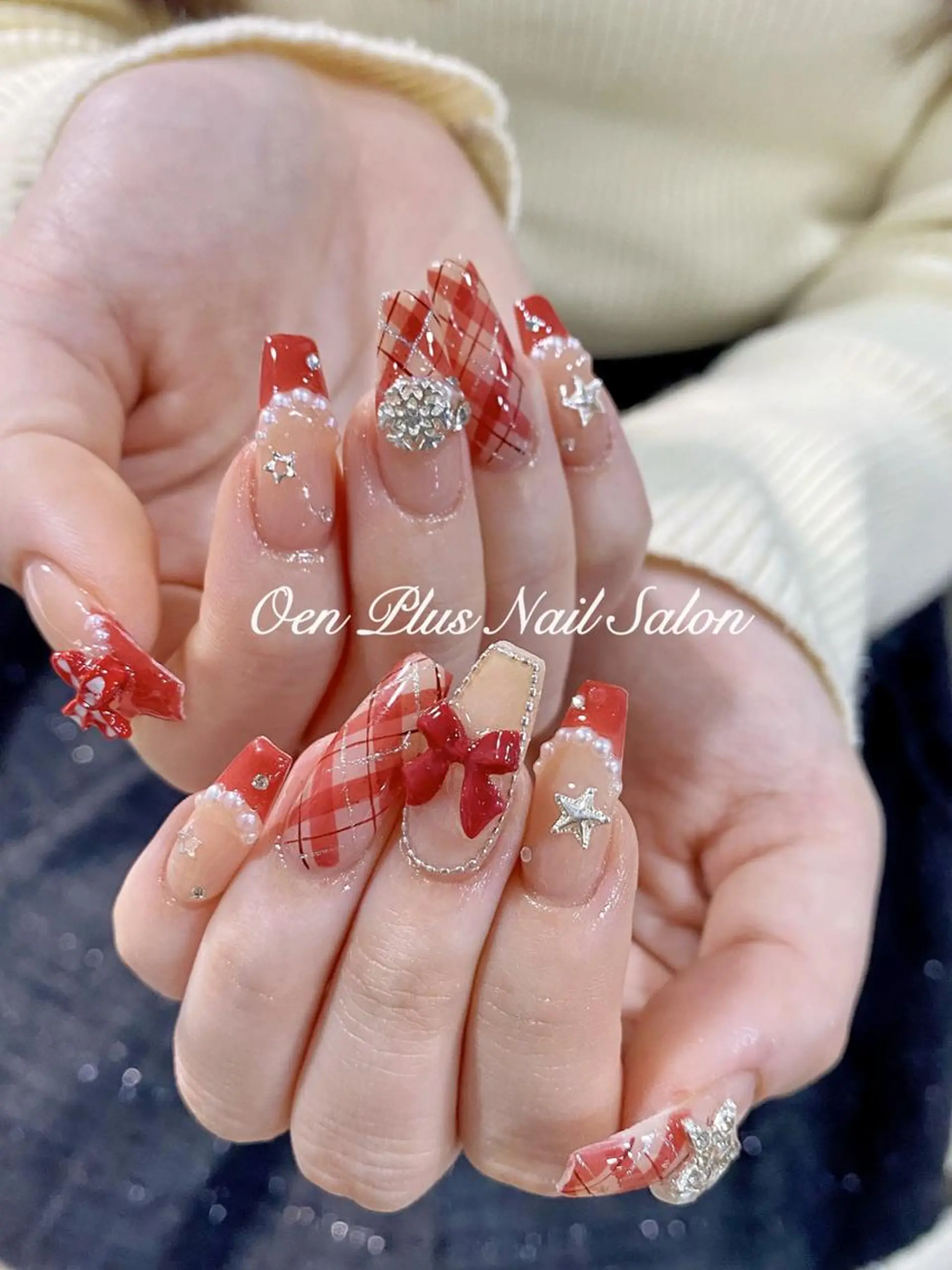 ネイル One Plus キキのネイルデザイン