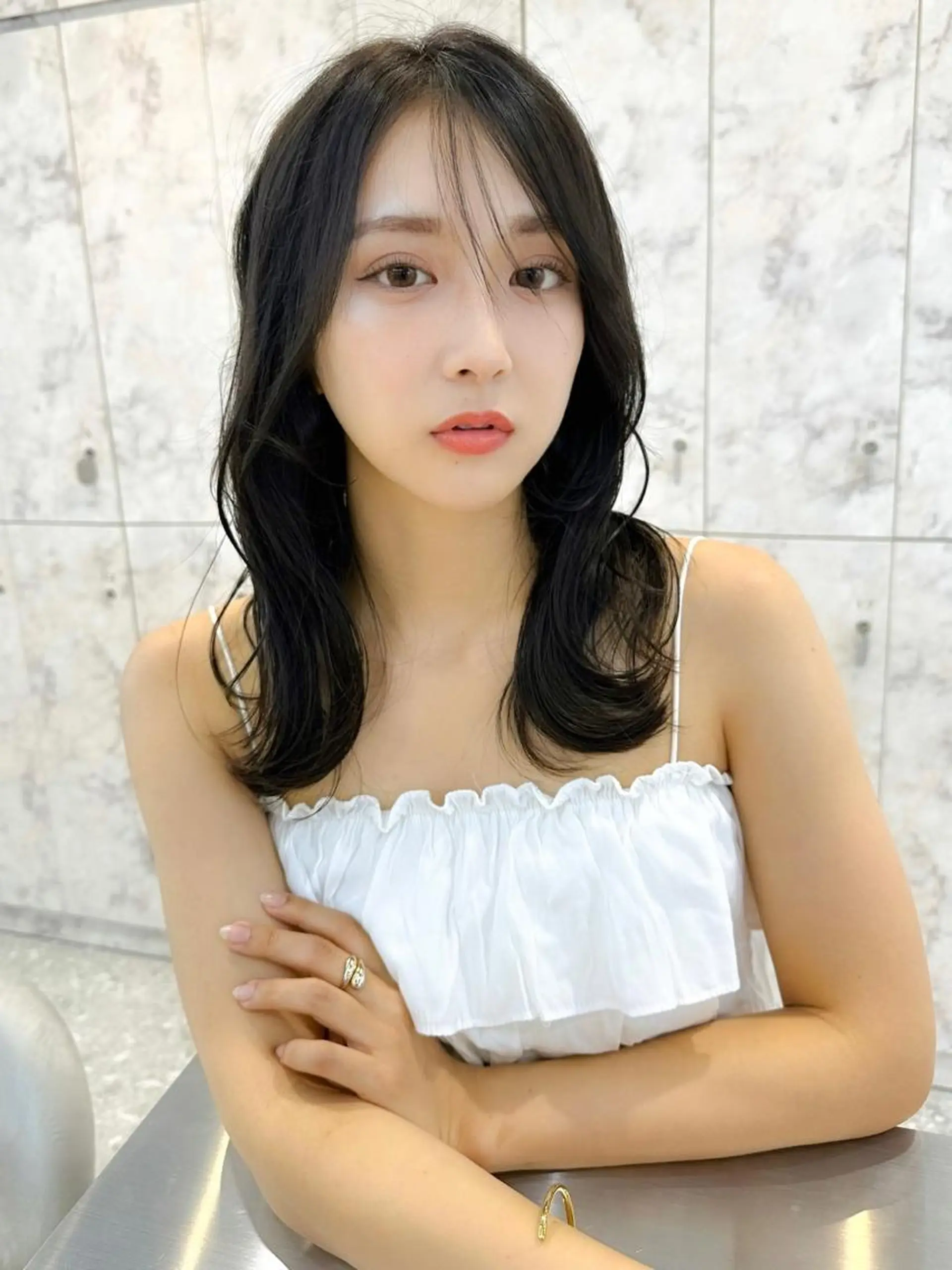 ミディアム カラー カット ヘアカラー トリートメント ヘッドスパ 髪質改善/韓国ヘア レイヤー/新宿/ロミのヘアスタイル