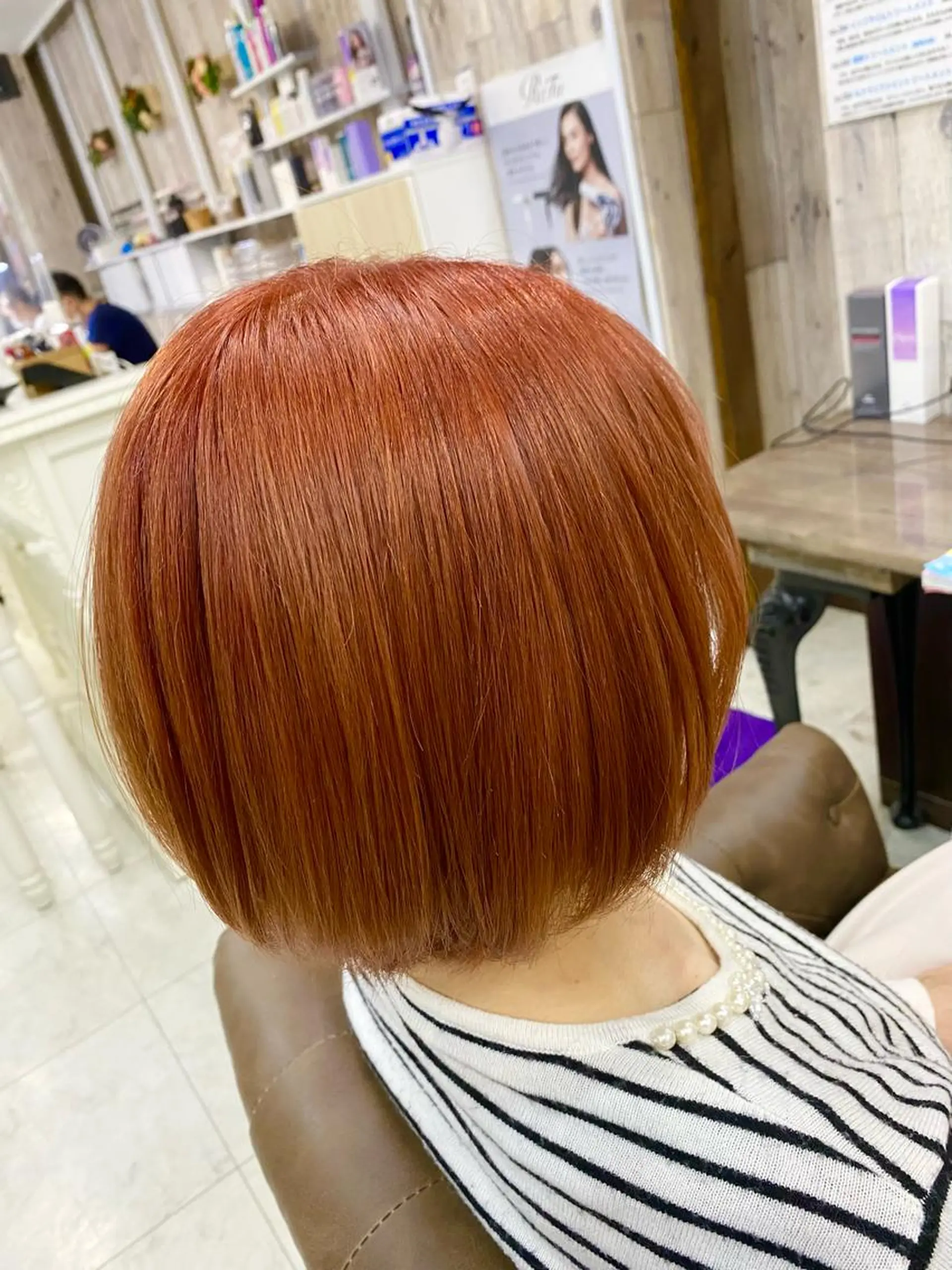 ショート ヘアカラー 土屋朱理/ ハイトーンカラーのヘアスタイル