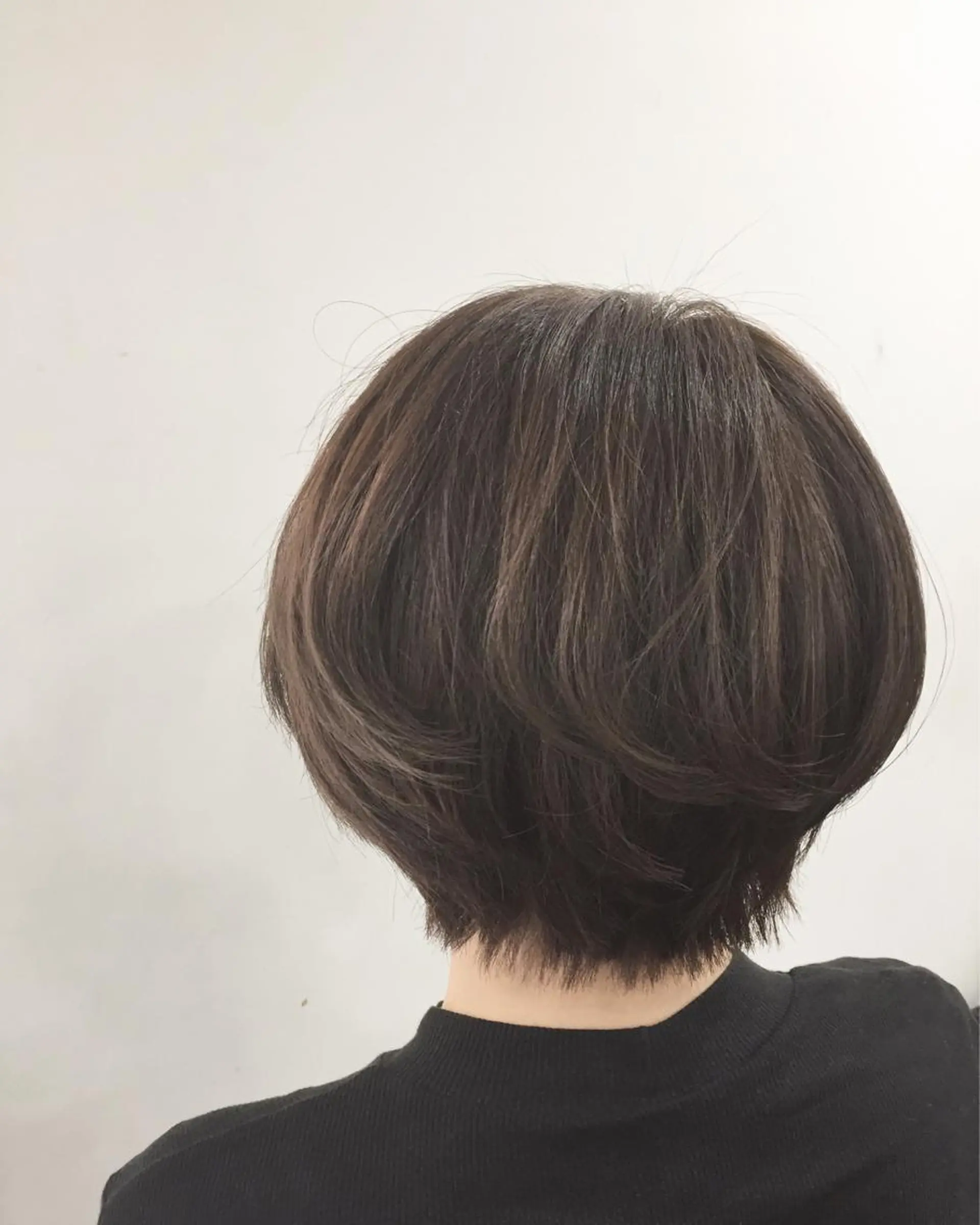 ショート カラー アッシュ ベージュカラー カット ヘアカラー トリートメント 🌛ダブルカラー 🌜SAYAKAのヘアスタイル