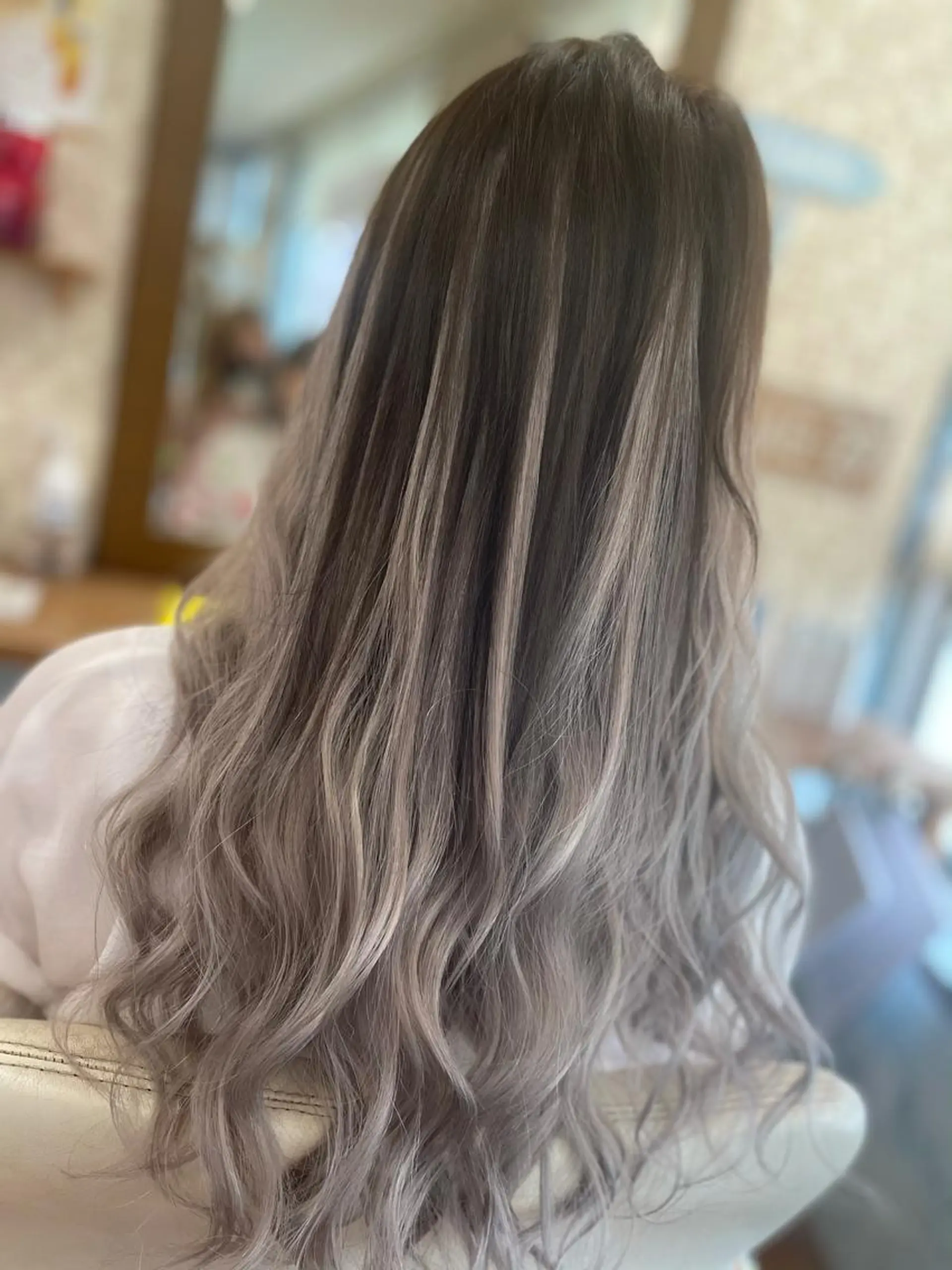 セミロング カラー LOPEZ LAB所属・🦁LOPEZLAB /RUNA🌙のヘアスタイル