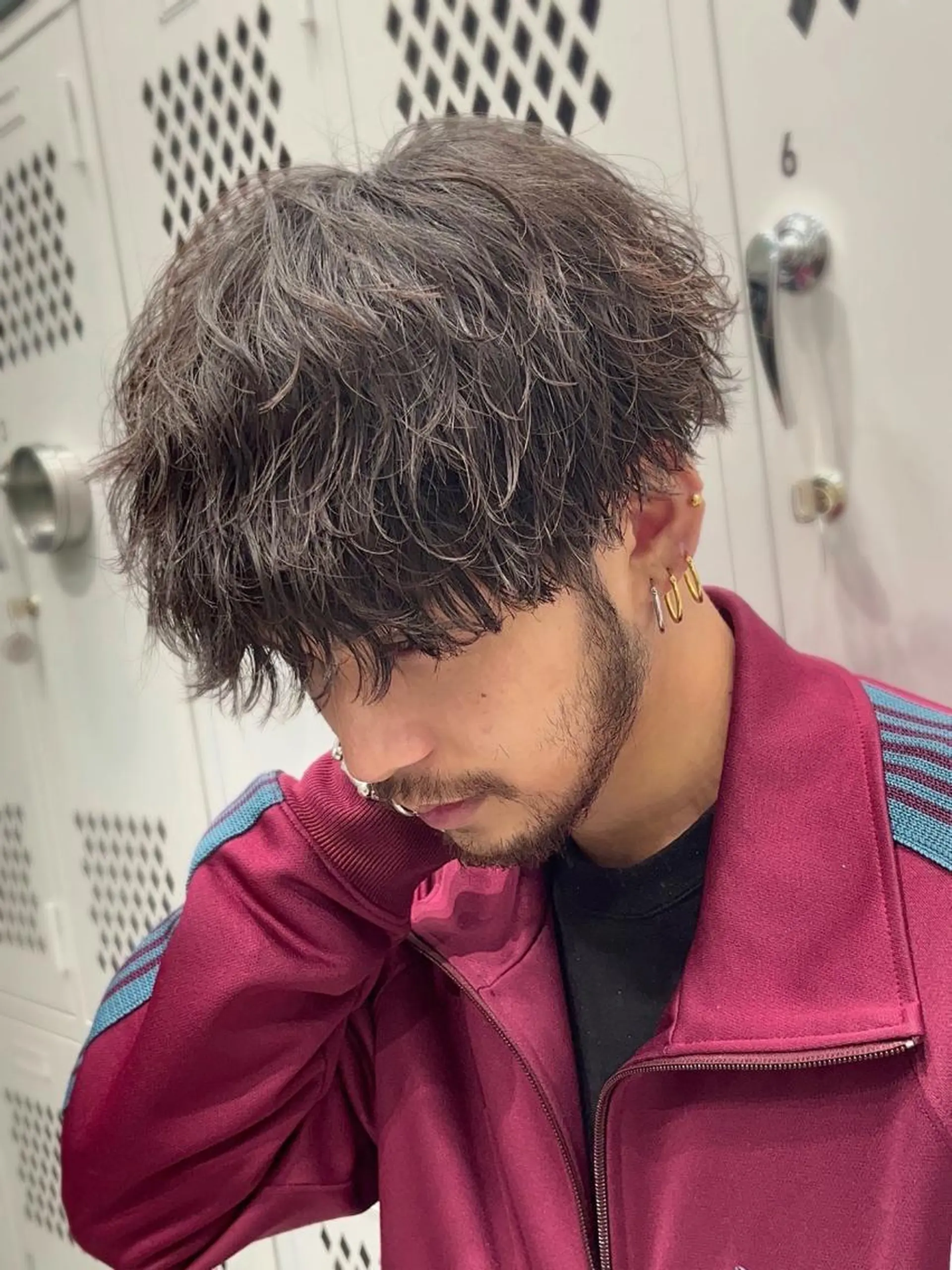 パーマ メンズ メンズブリーチ メンズパーマ ツイストスパイラルパーマ 波巻きパーマ ニュアンスパーマ fifth リュウセイのヘアスタイル