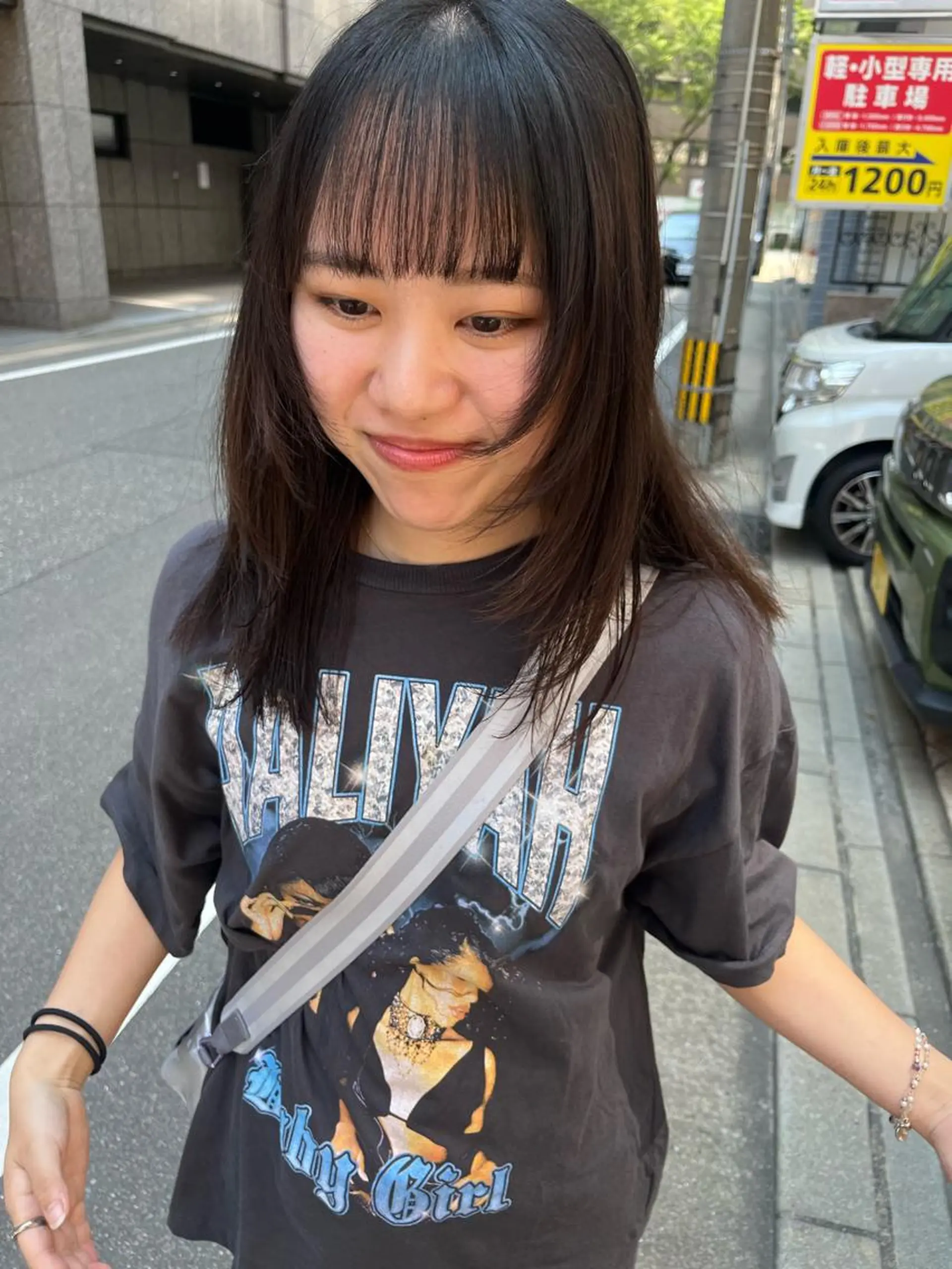 ミディアム レイヤーカット こまつばらみお/レイ ヤー/ダブルカラーのヘアスタイル