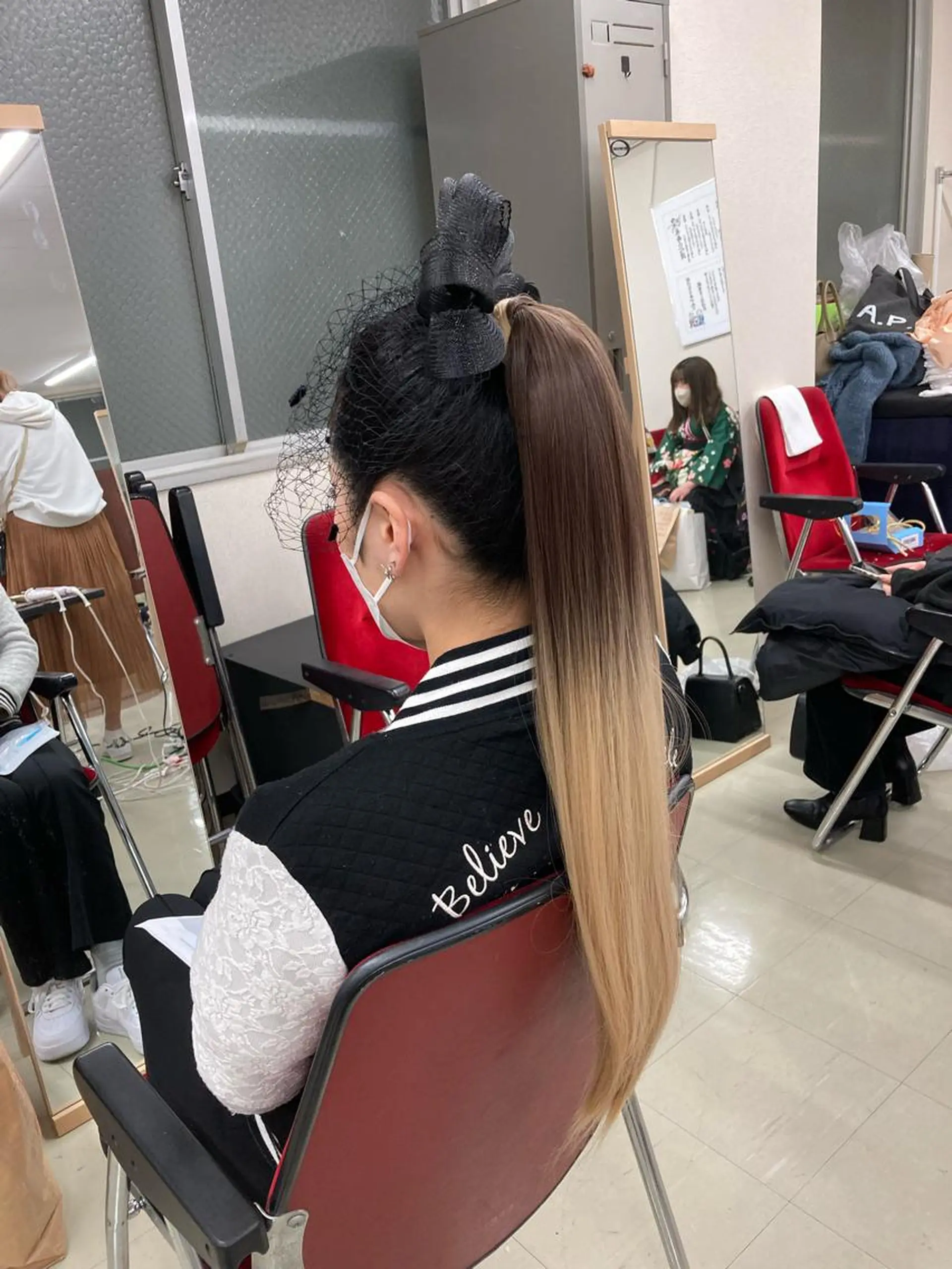 ロング ヘアアレンジ 卒業式のヘアスタイル ハイライト ヘアセット 梅山 美侑のヘアスタイル