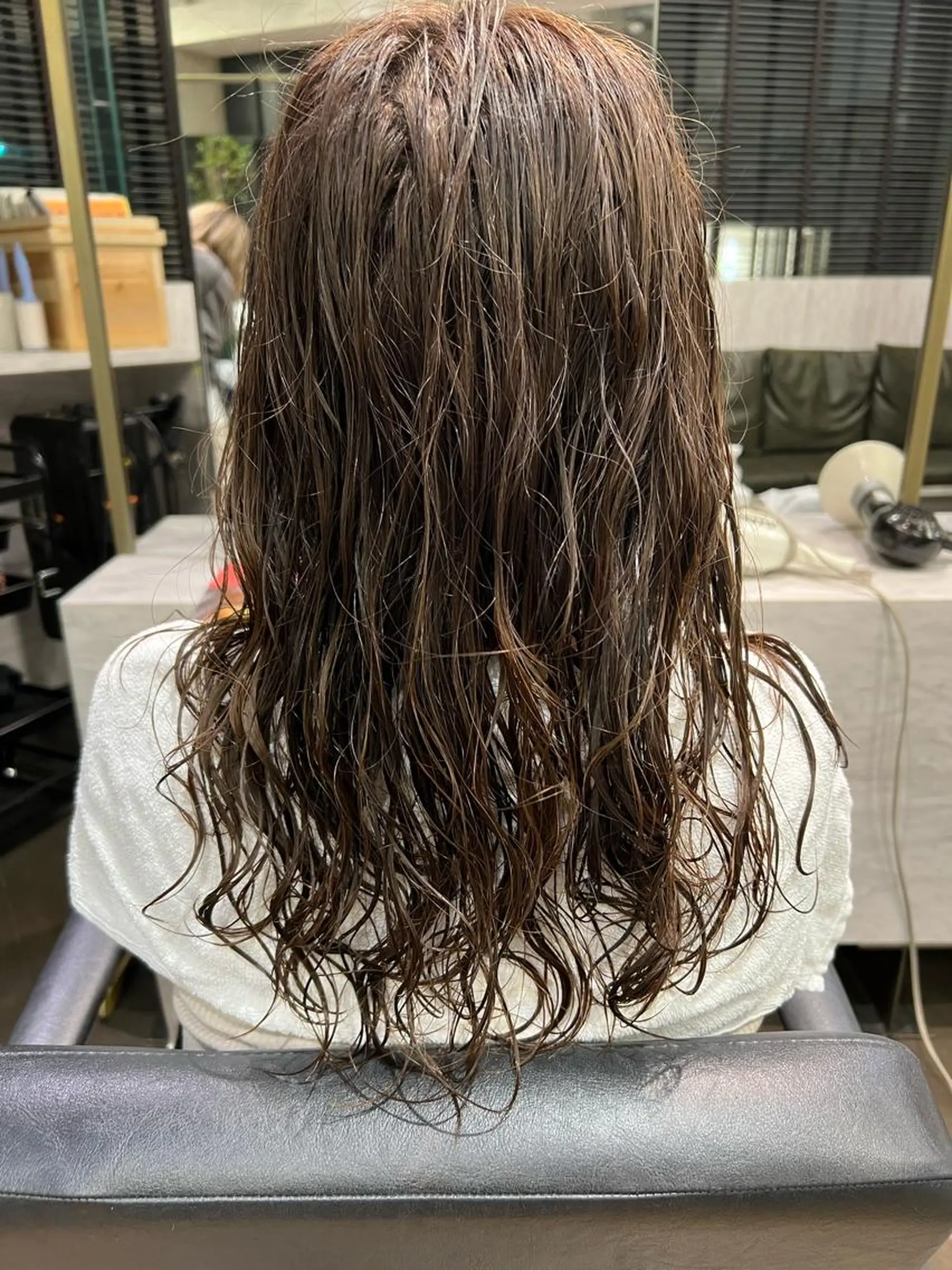 ロング パーマ ROBBY所属・松井美樹/似合わせ ガーリー・韓国のヘアスタイル