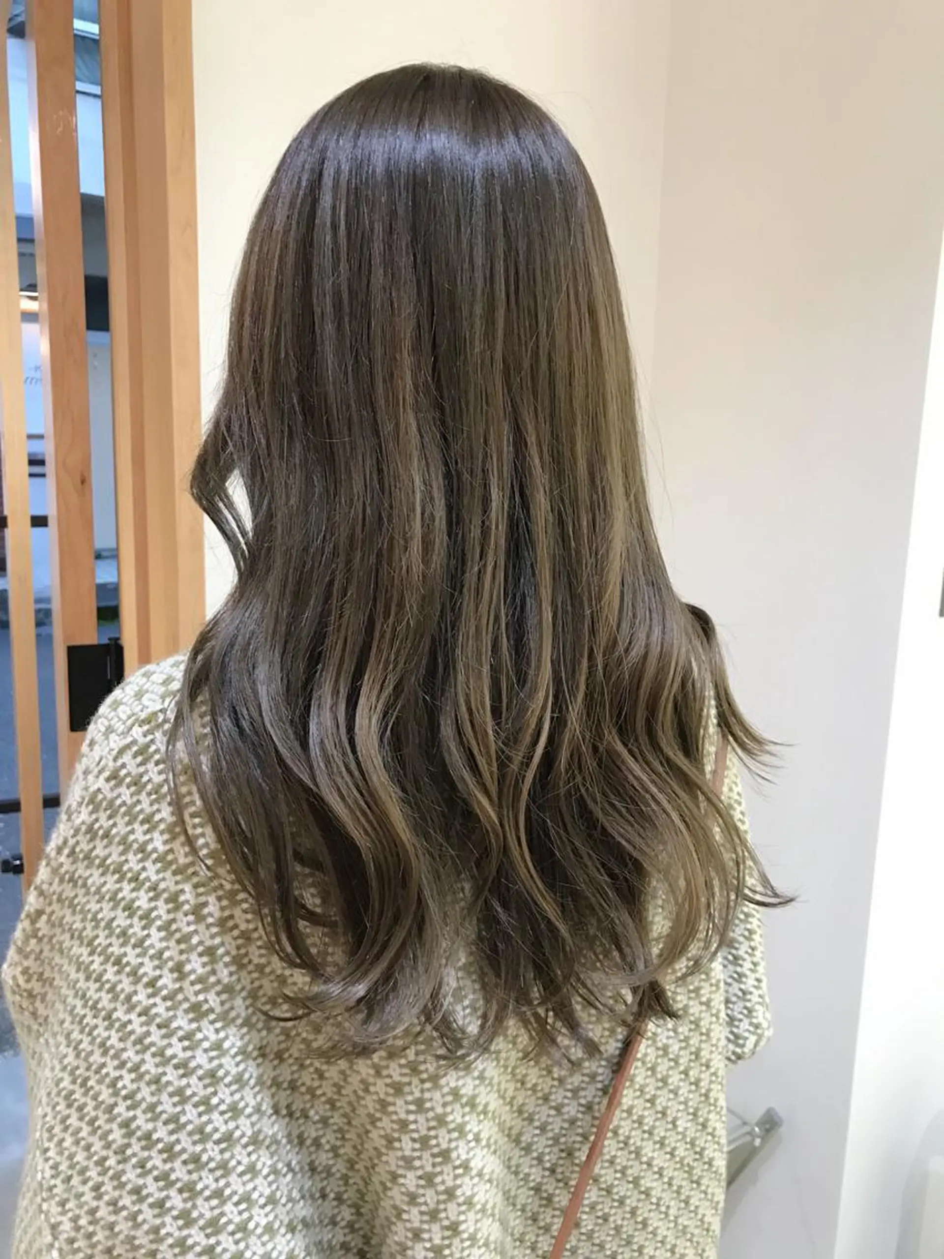 ロング カラー ヘアアレンジ 透明感カラー ハイライトカラー ハイライト moi-meme.soe所属・タナカ リナのヘアスタイル