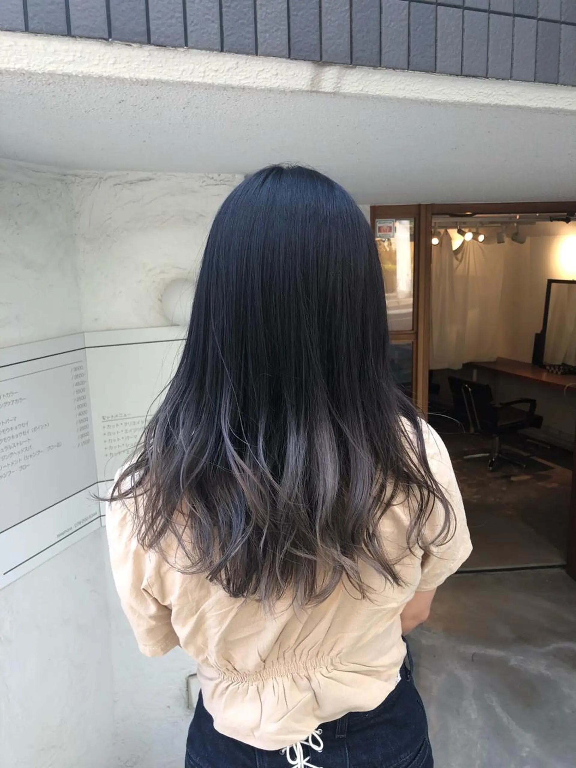 カラー シルバー ヘアカラー FUJINO RYOのヘアスタイル