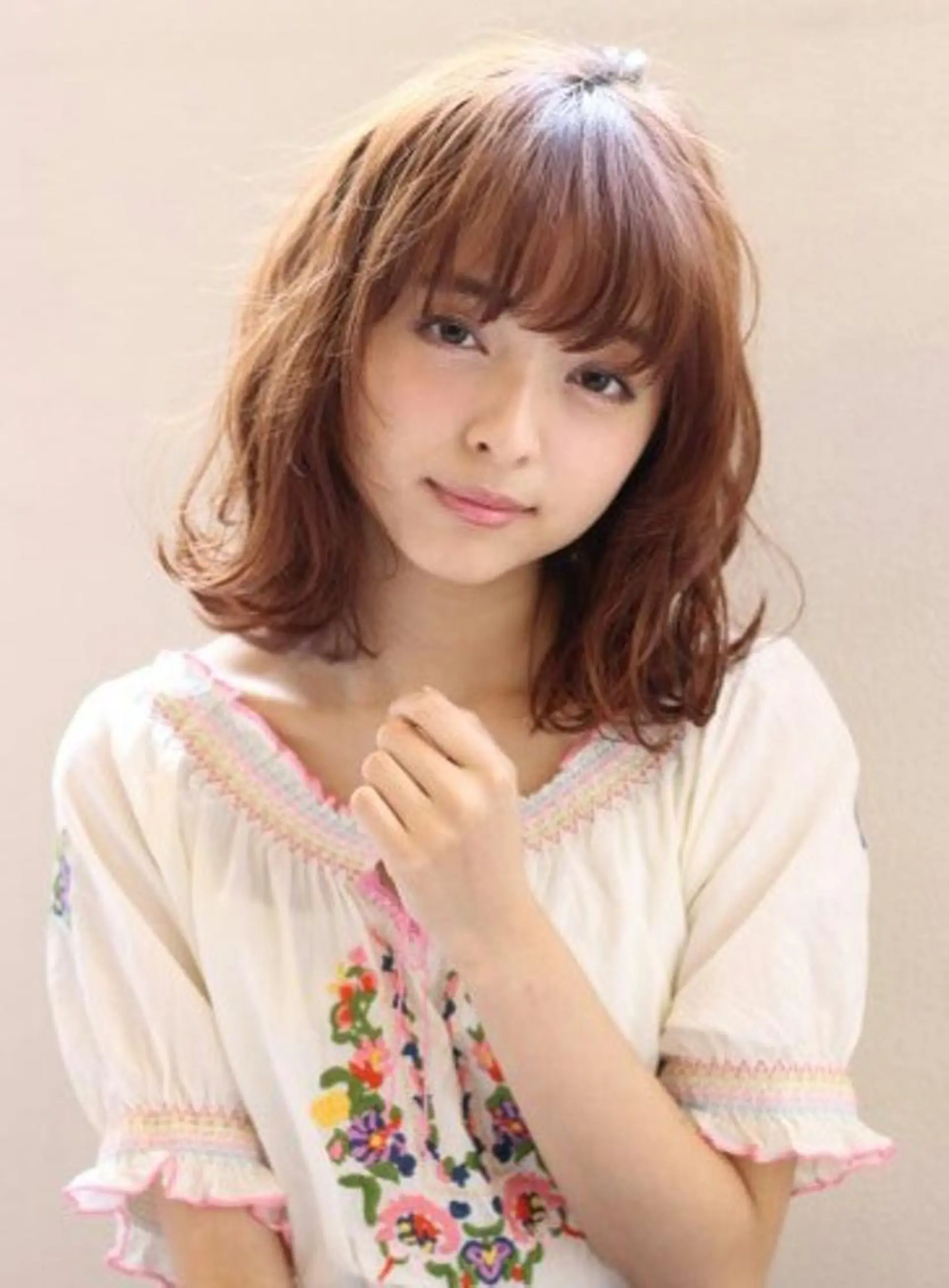 ショート カラー パーマ 鎌倉 彩のヘアスタイル