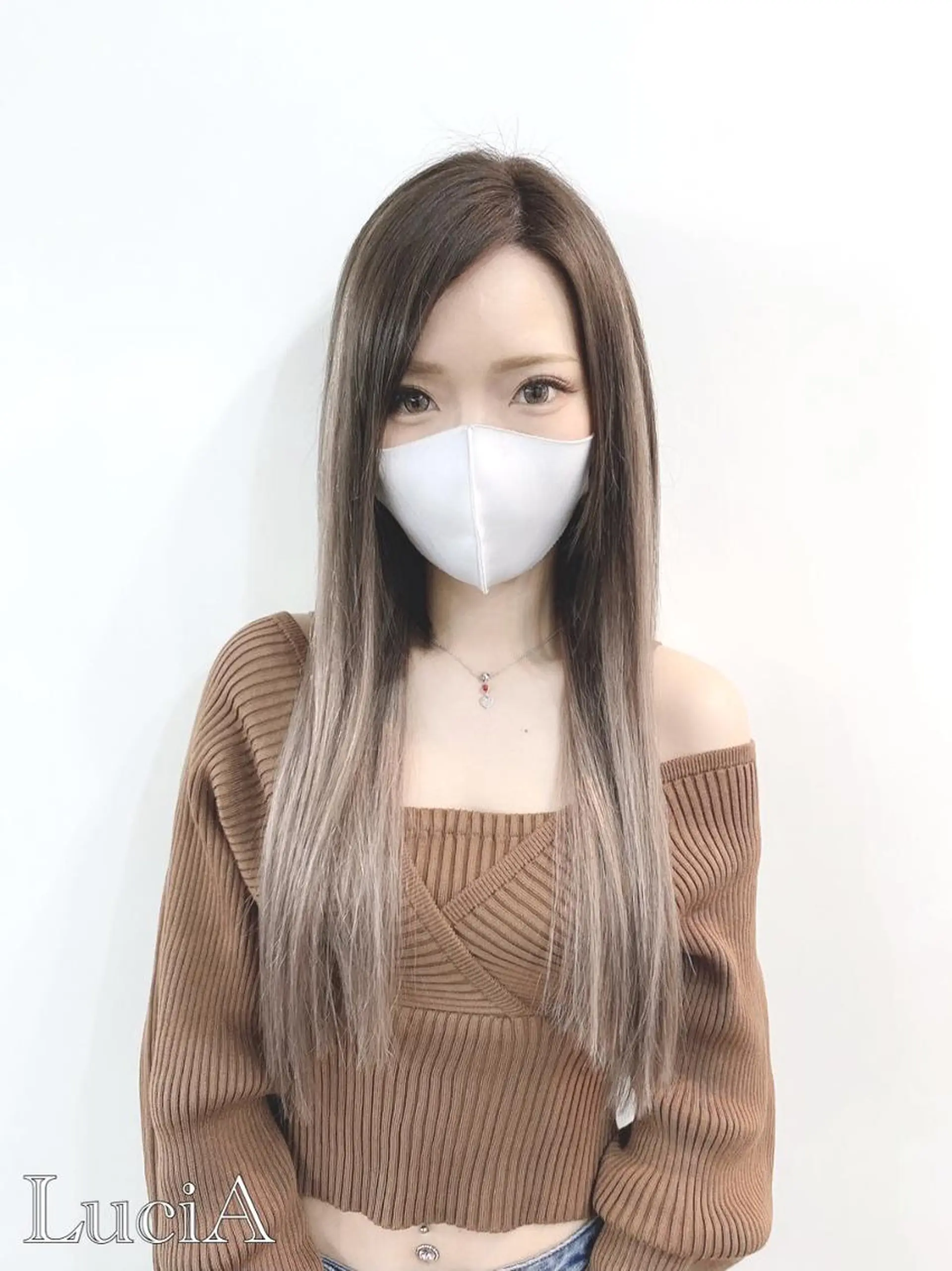 ロング カラー LuciA/エクステ カラーのヘアスタイル