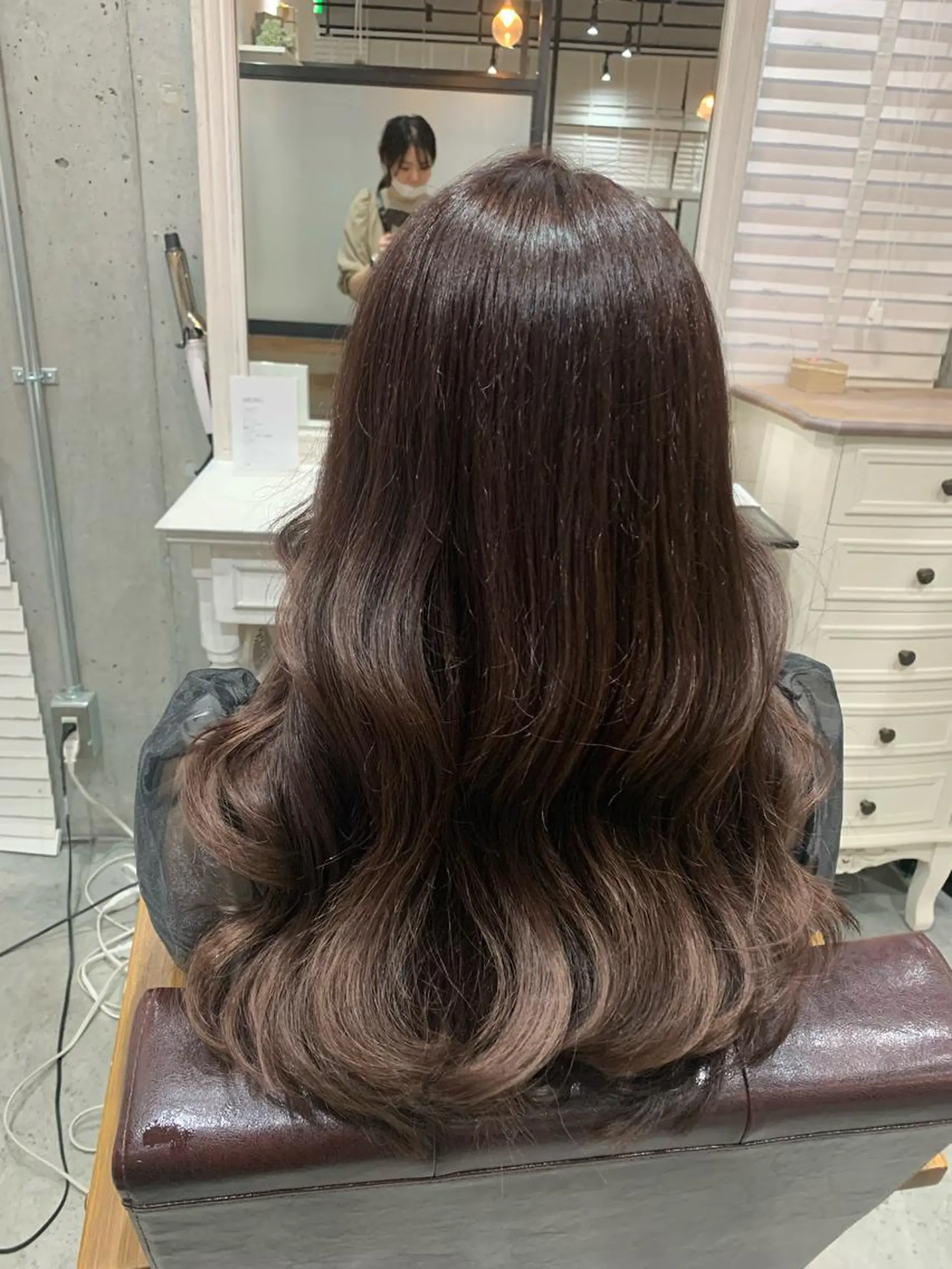 ロング ヘアカラー LITTLE _KATOのヘアスタイル