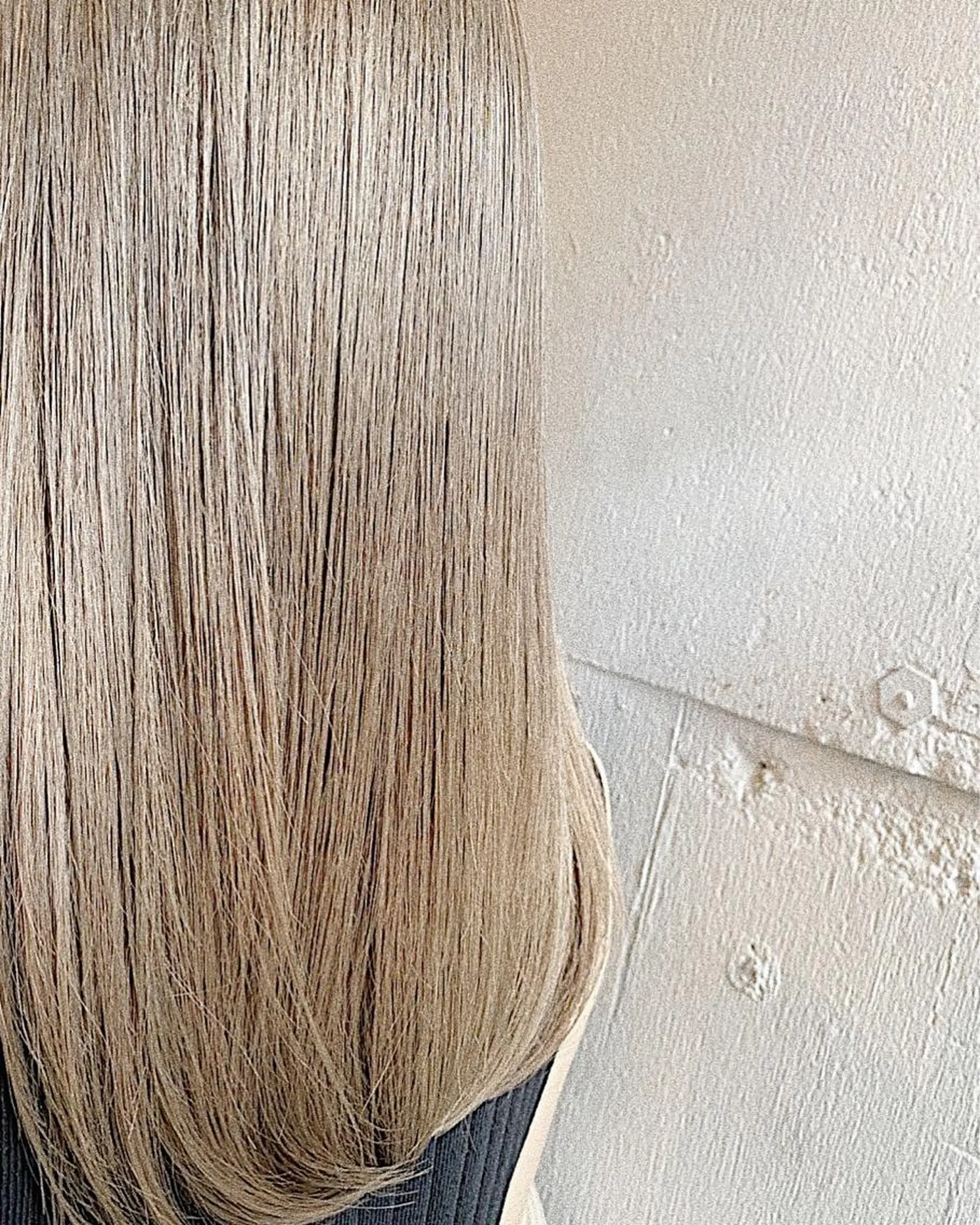 ミディアム カラー ベージュカラー ミルキーベージュ カット ヘアカラー ハイライト／レイヤー 木下翔太のヘアスタイル