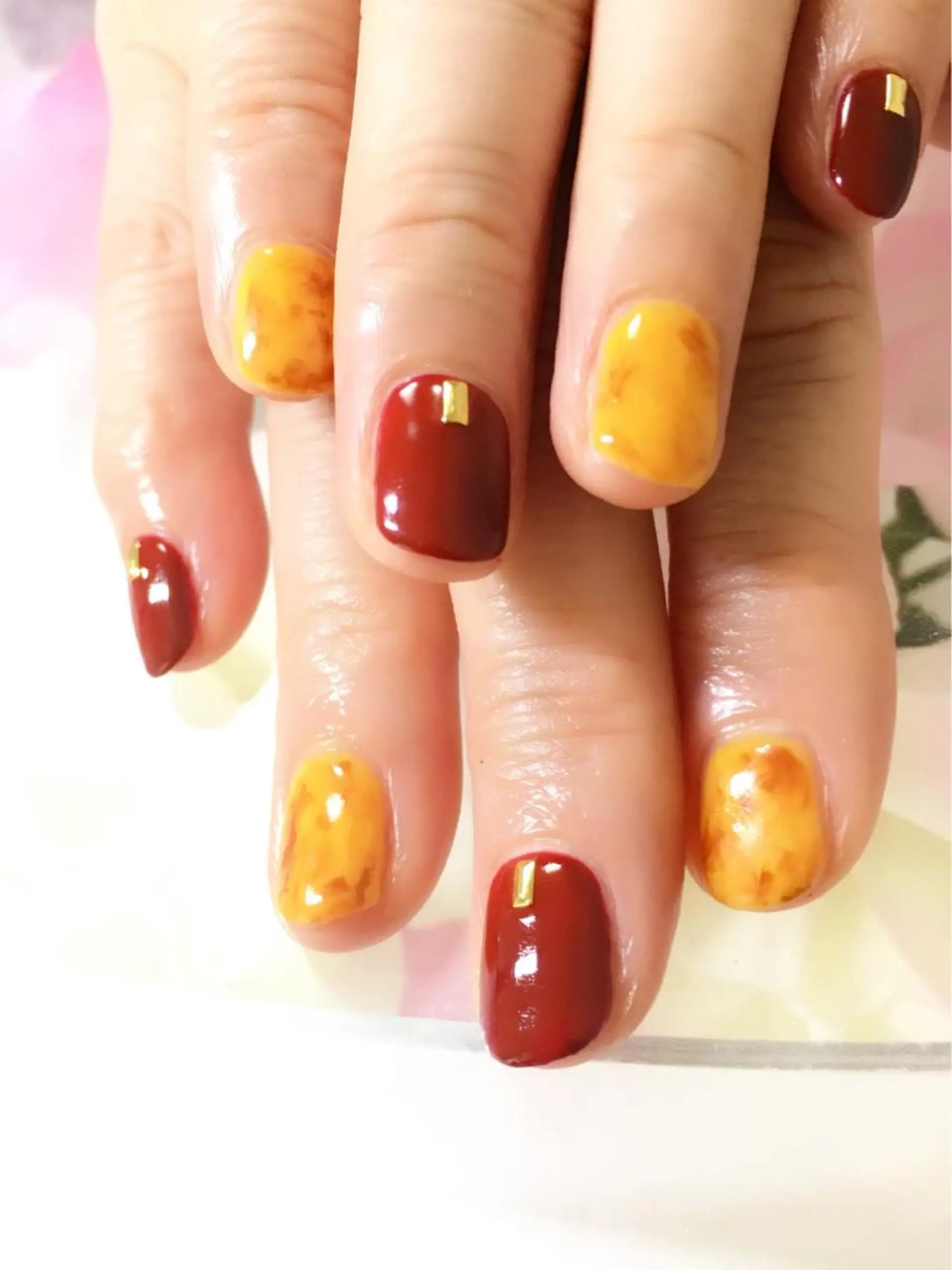 ネイル べっ甲ネイル ボルドー 冬ネイル clover nailのネイルデザイン