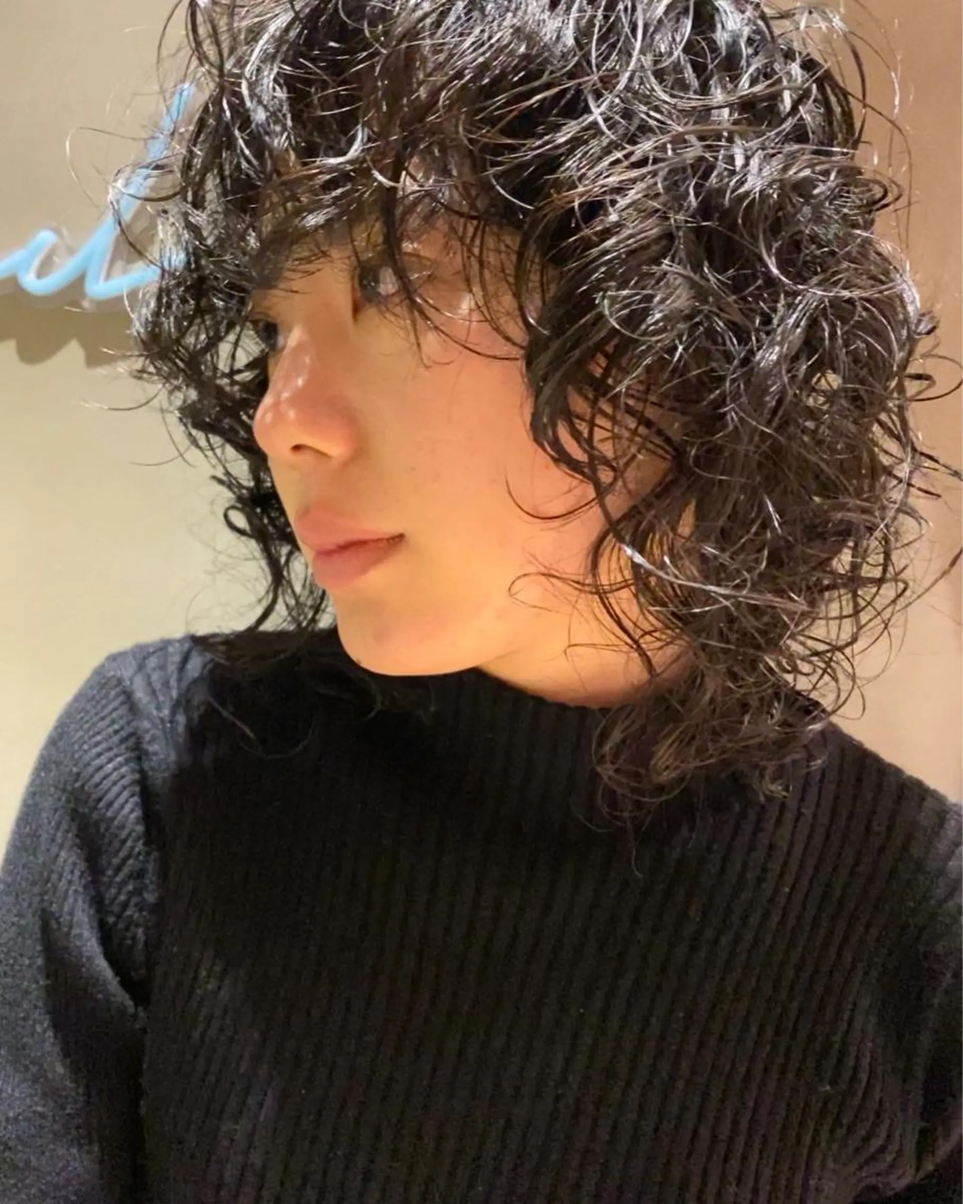 ミディアム パーマ 韓国ヘア/レイヤー/ 縮毛矯正🫧伊勢のヘアスタイル