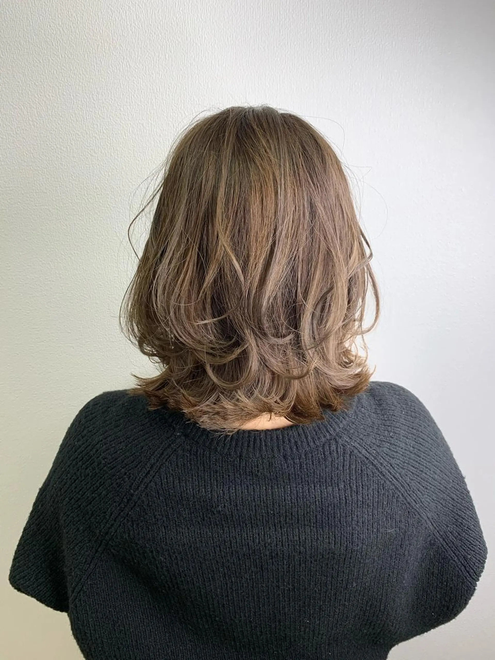 ミディアム ミディアムパーマ ハイライト 髪質改善 縮毛矯正 【清瀬】パサツキ 広がり改善川合剛史のヘアスタイル