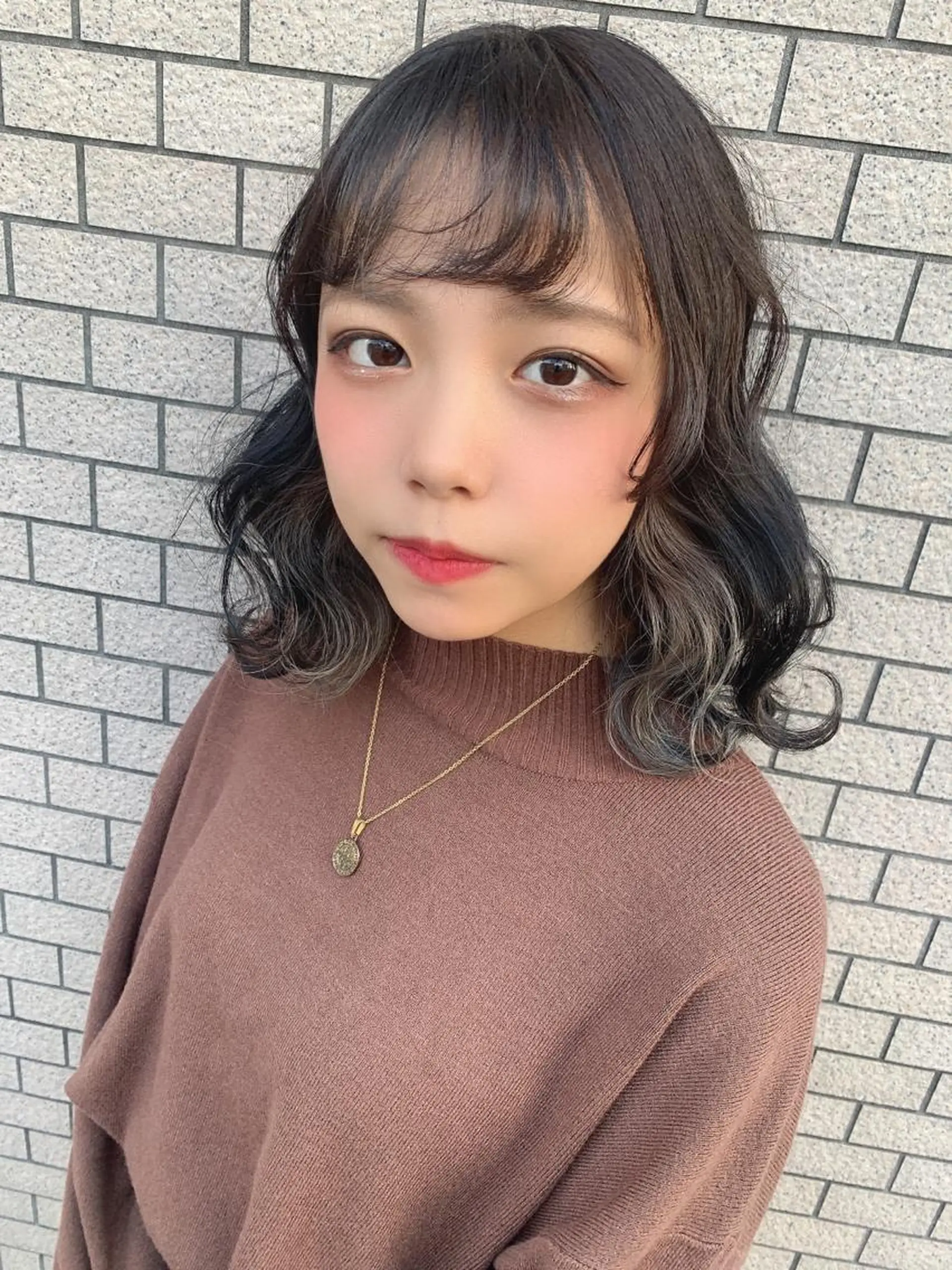 セミロング カラー インナーカラー 汐見 悠佑のヘアスタイル