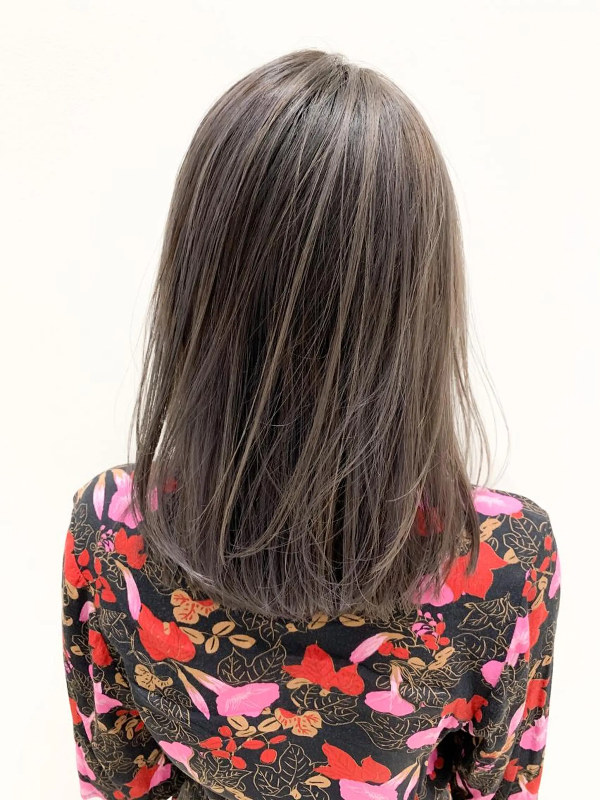 ロング 🍀ケアブリーチ カラー🍀坂井のヘアスタイル