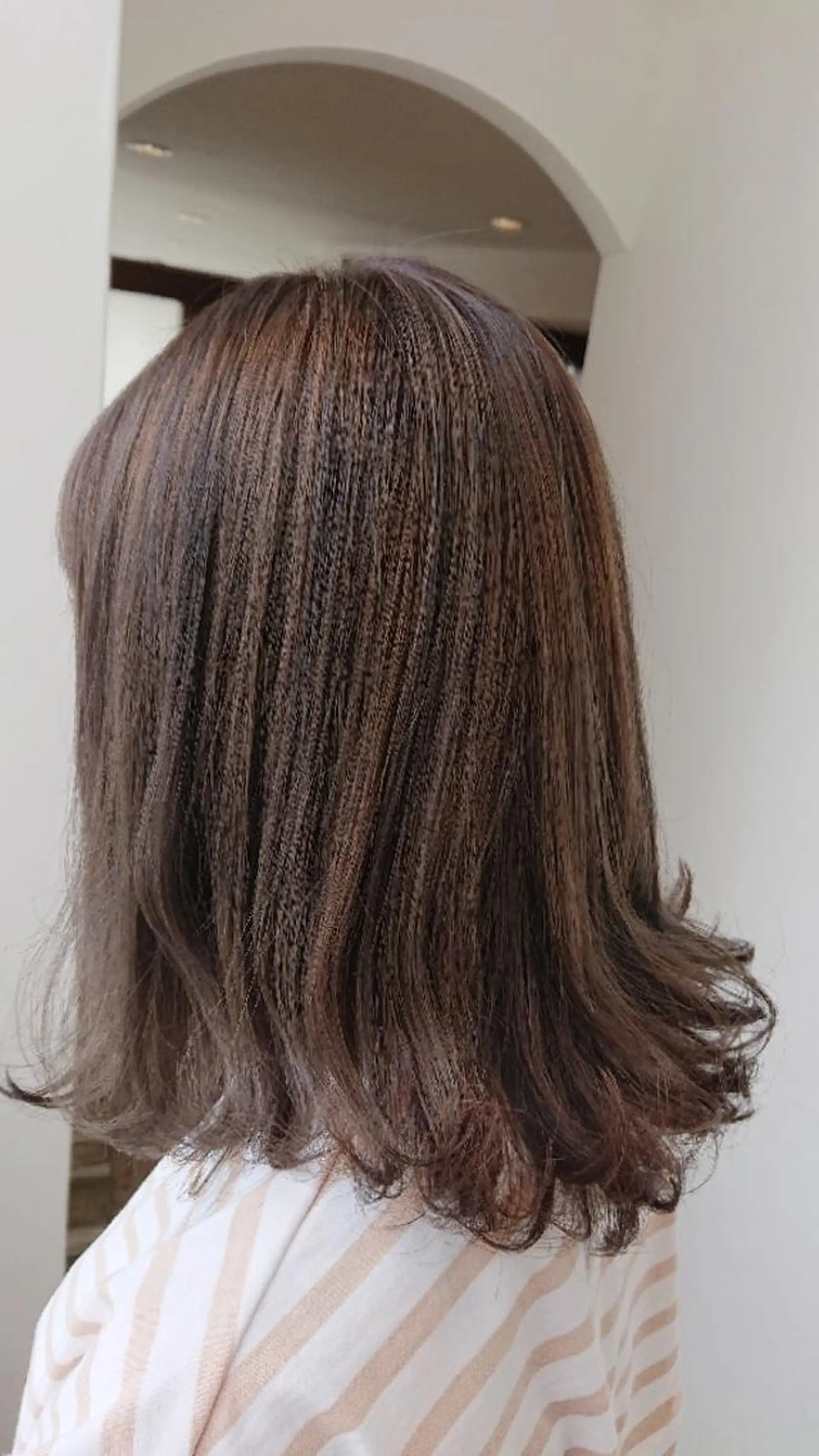 セミロング 松浦 美和【miwa】のヘアスタイル