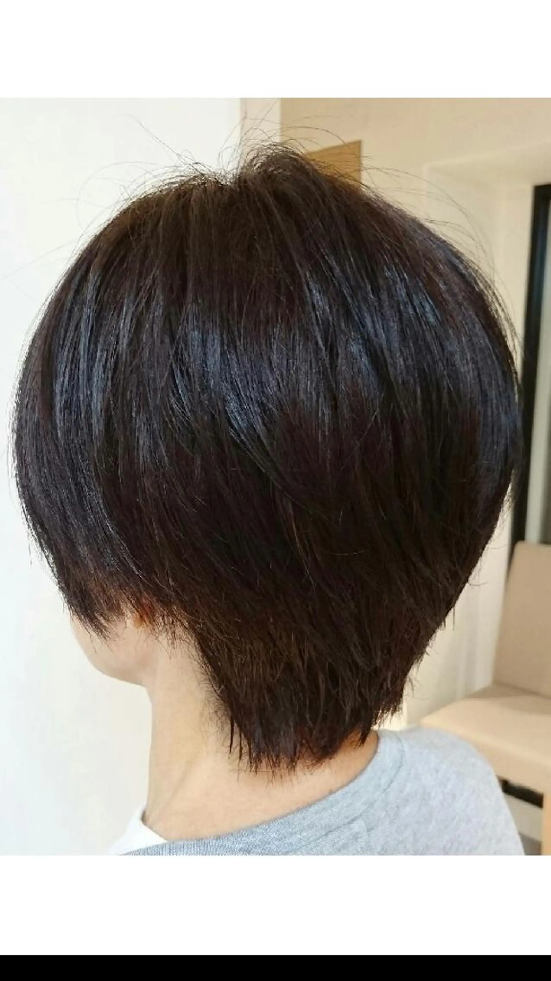 ショート カラー ショートヘア 透明感ハイライト◎ 伊藤夏海のヘアスタイル