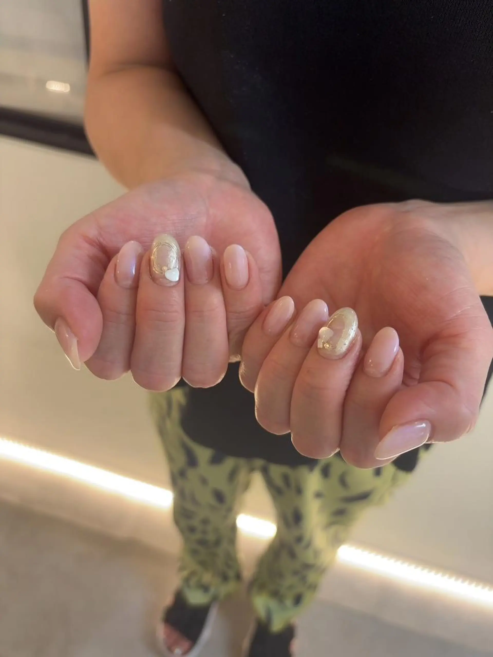 ネイル Trinity ネイリストスタッフのネイルデザイン