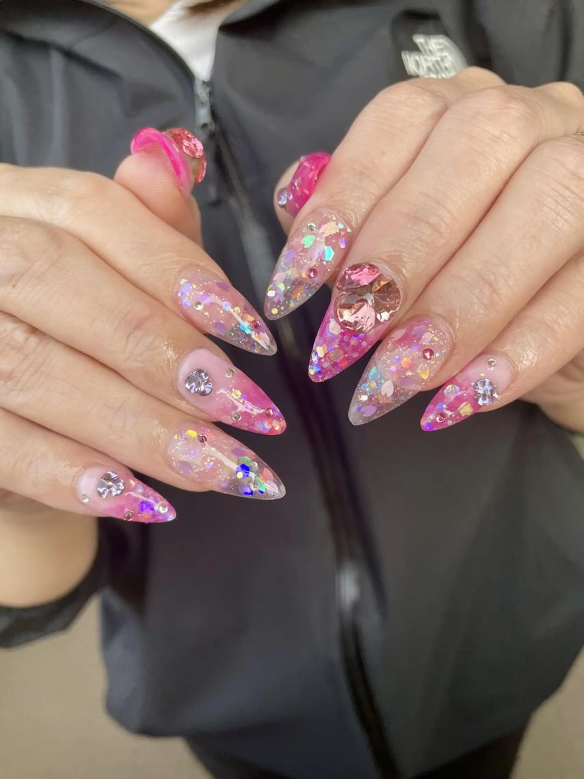 ネイル elu hのネイルデザイン