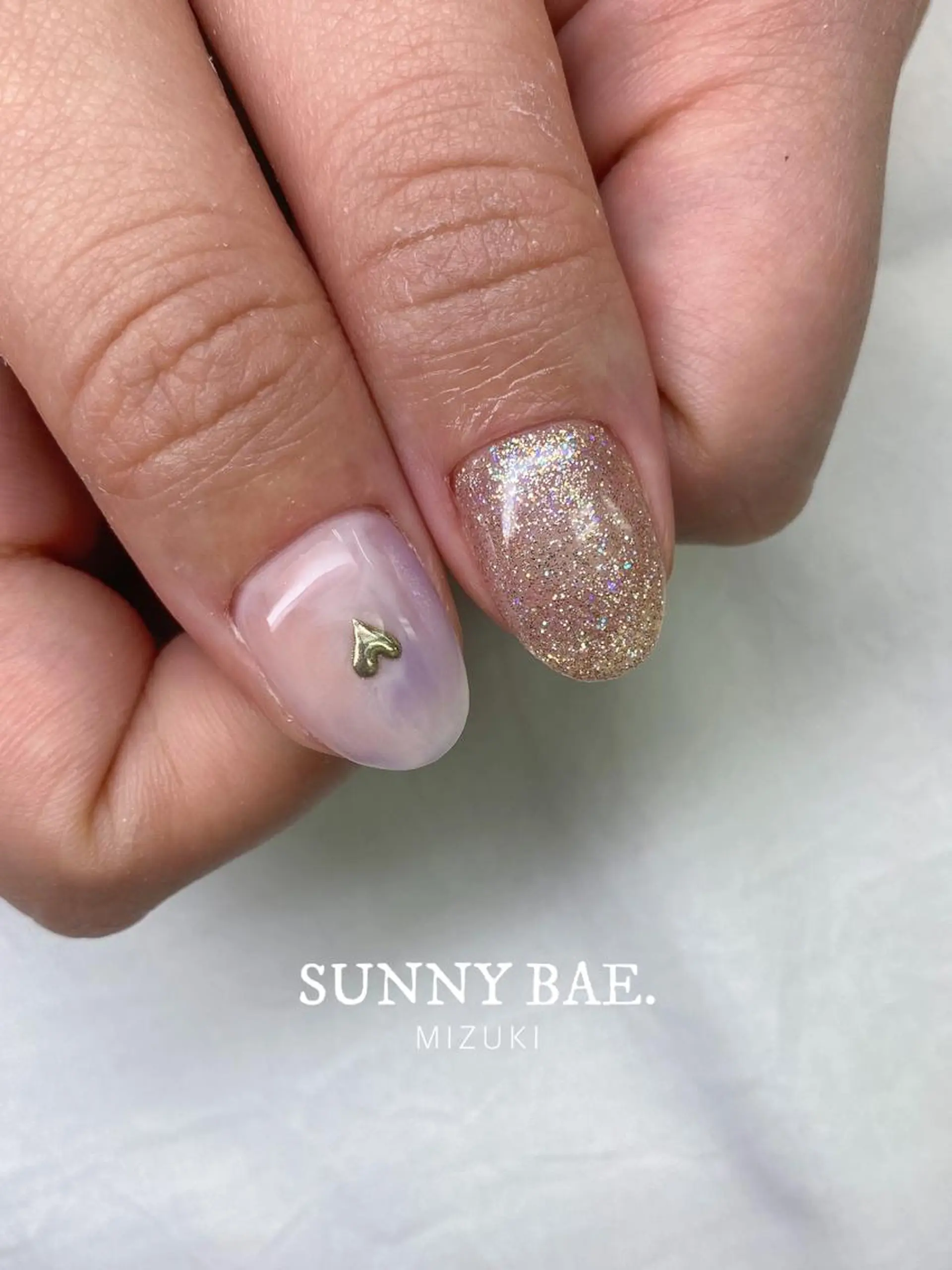 ネイル ハート ラメ(グリッター) 大理石ネイル(マーブル) ミラーネイル パステルネイル SUNNY BAE. 🌼MIZUKIのネイルデザイン