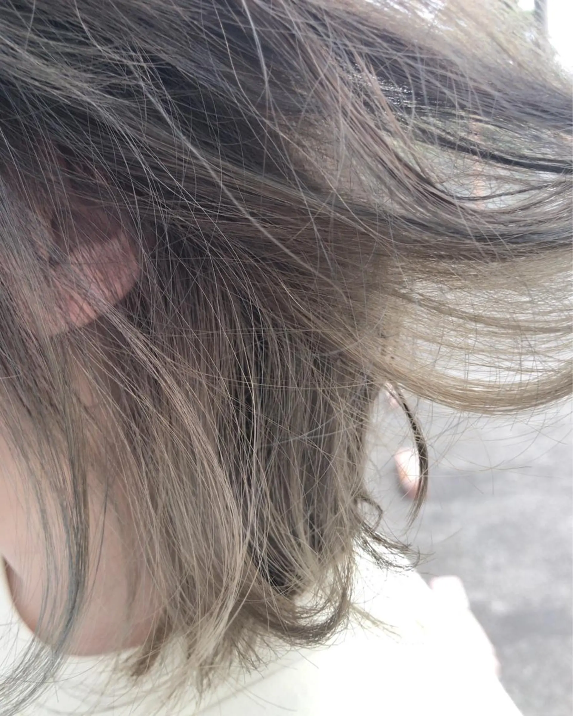 ショート レイヤーカット匠 イソザキノリユキのヘアスタイル