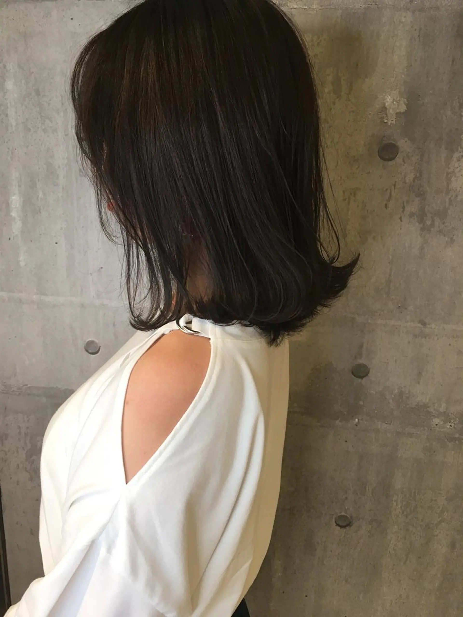 ミディアム カラー ボブ カット ヘアカラー トリートメント 髪質改善ｶﾗｰ ｹｱﾌﾞﾘｰﾁ/ﾀﾑのヘアスタイル